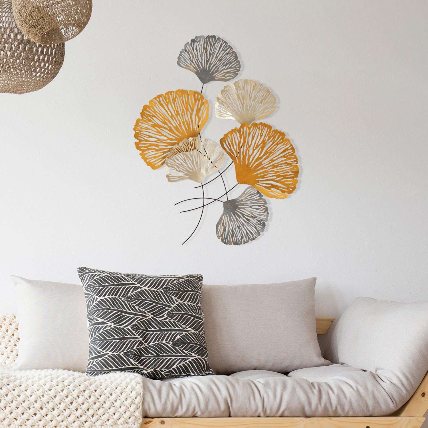 Myth - CH110-1 in Mehrfarbig präsentiert im Onlineshop von KAQTU Design AG. Wanddeko ist von Wallity