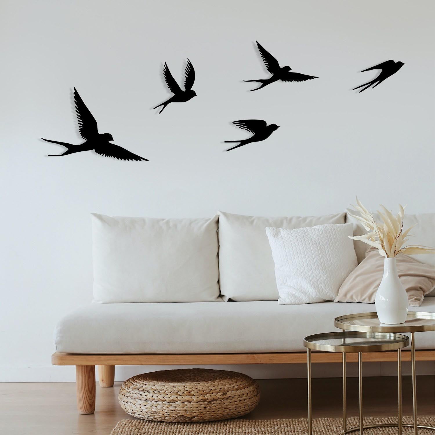 Crow in Schwarz präsentiert im Onlineshop von KAQTU Design AG. Wanddeko ist von Wallity