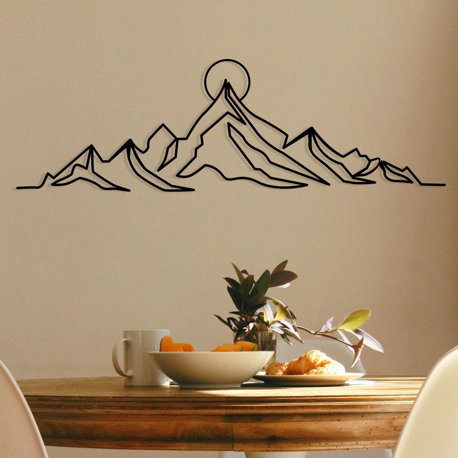 Everest in Schwarz präsentiert im Onlineshop von KAQTU Design AG. Wanddeko ist von Wallity
