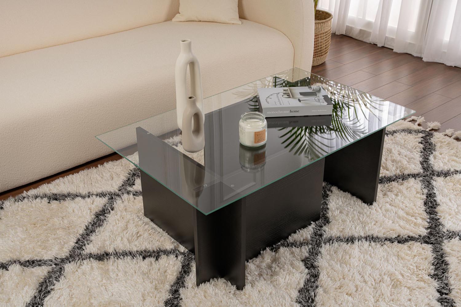 Vetrino - Wood Black in Holz Schwarz präsentiert im Onlineshop von KAQTU Design AG. Beistelltisch ist von Nordure