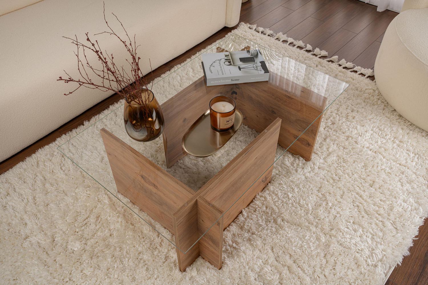 Vetrino - Atlantic Pine in Atlantische Kiefer präsentiert im Onlineshop von KAQTU Design AG. Beistelltisch ist von Nordure