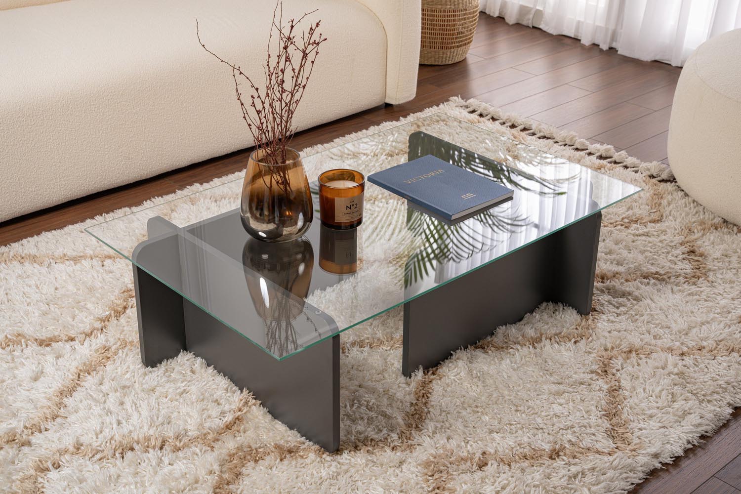 Flavio - Anthracite in Anthrazit präsentiert im Onlineshop von KAQTU Design AG. Beistelltisch ist von Nordure