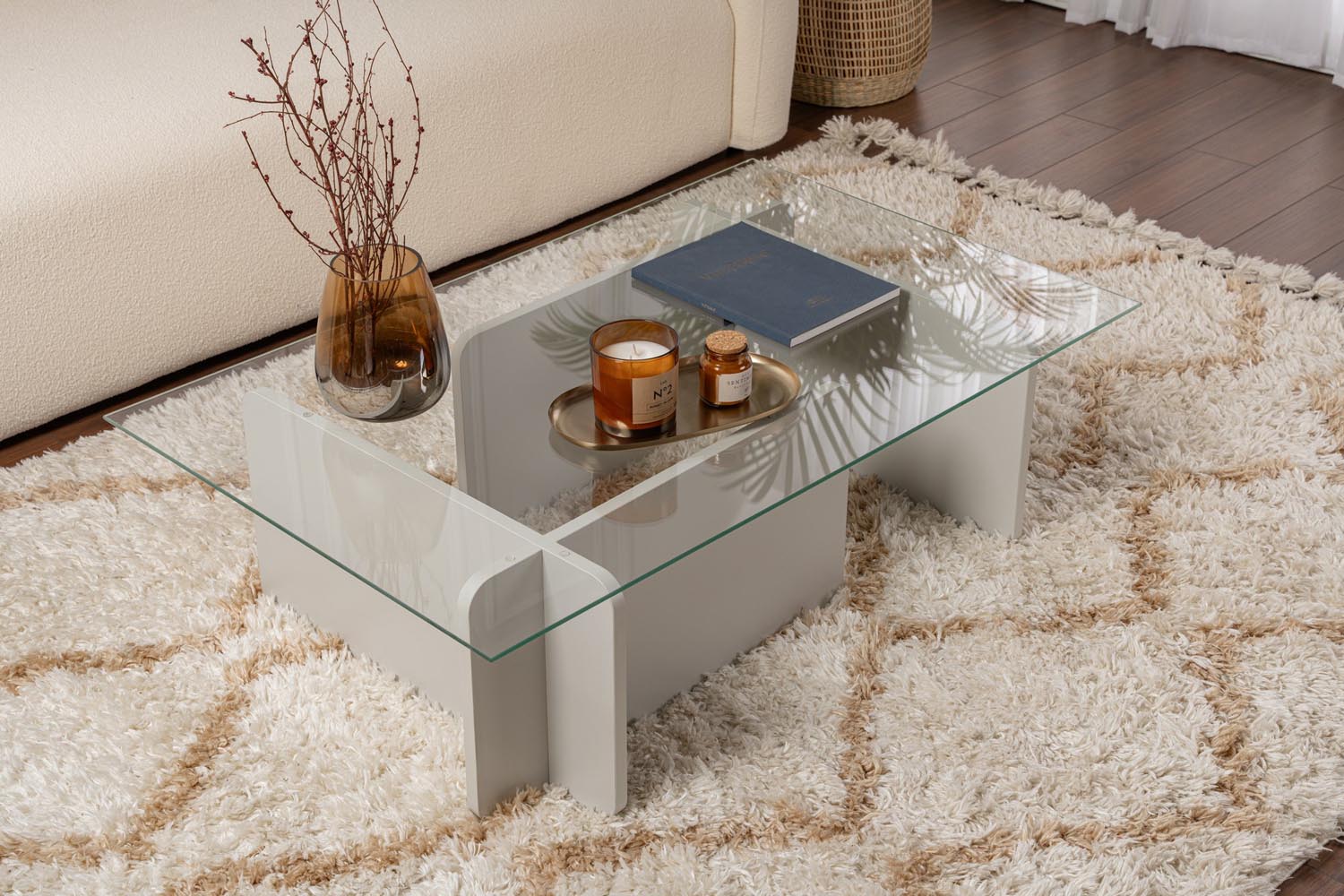 Flavio - Grey in Grau präsentiert im Onlineshop von KAQTU Design AG. Beistelltisch ist von Nordure
