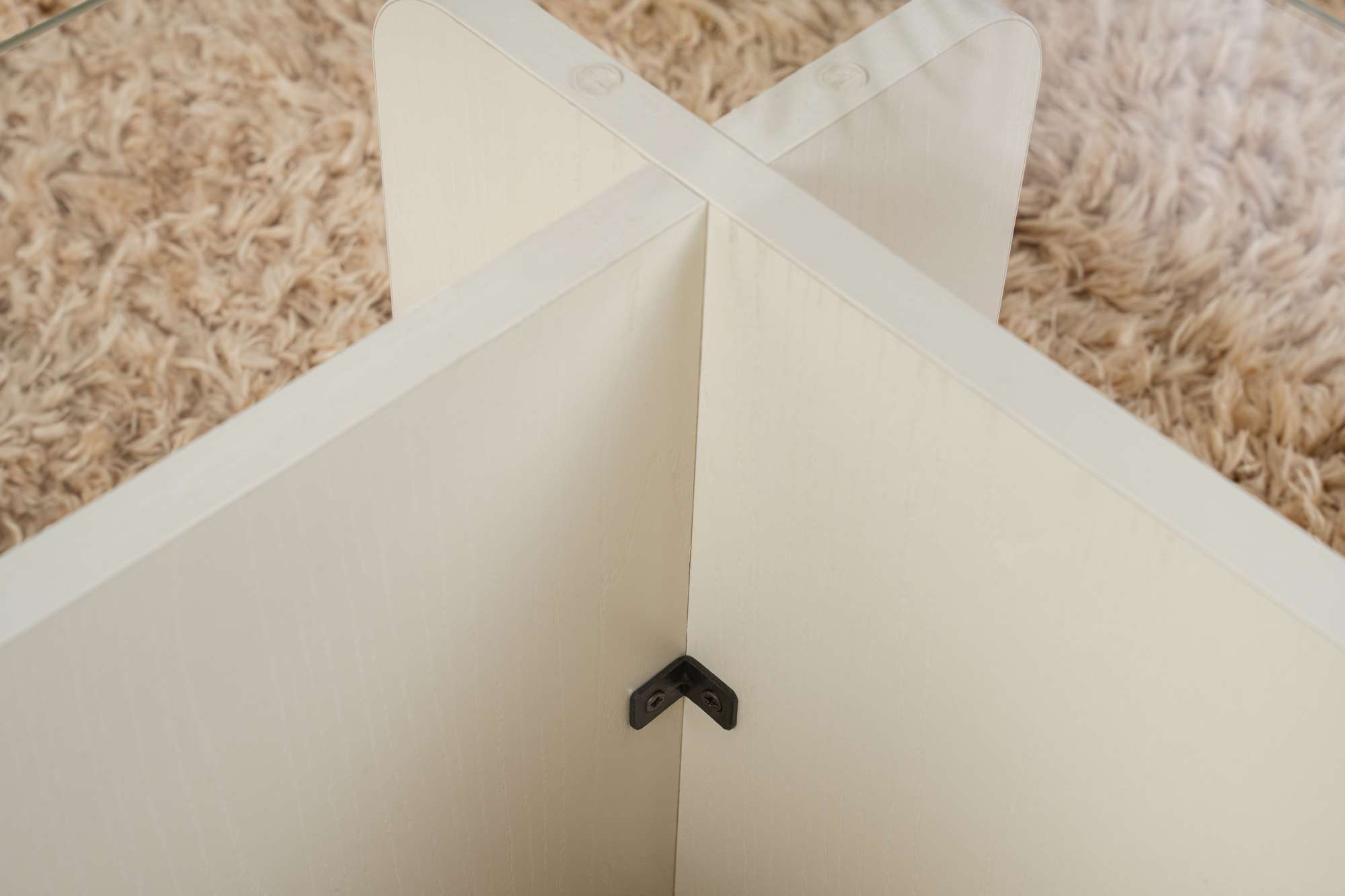 Flavio - Wooden White in Holz Weiss präsentiert im Onlineshop von KAQTU Design AG. Beistelltisch ist von Nordure