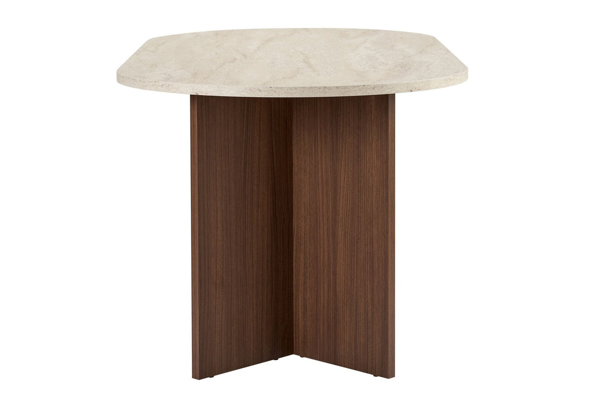 Rechteckiger Esstisch mit Tischplatte in Travertin-Optik und Milano-Walnuss-Farbton, Masse 180x90x75 cm, aus melaminbeschichteter Spanplatte.