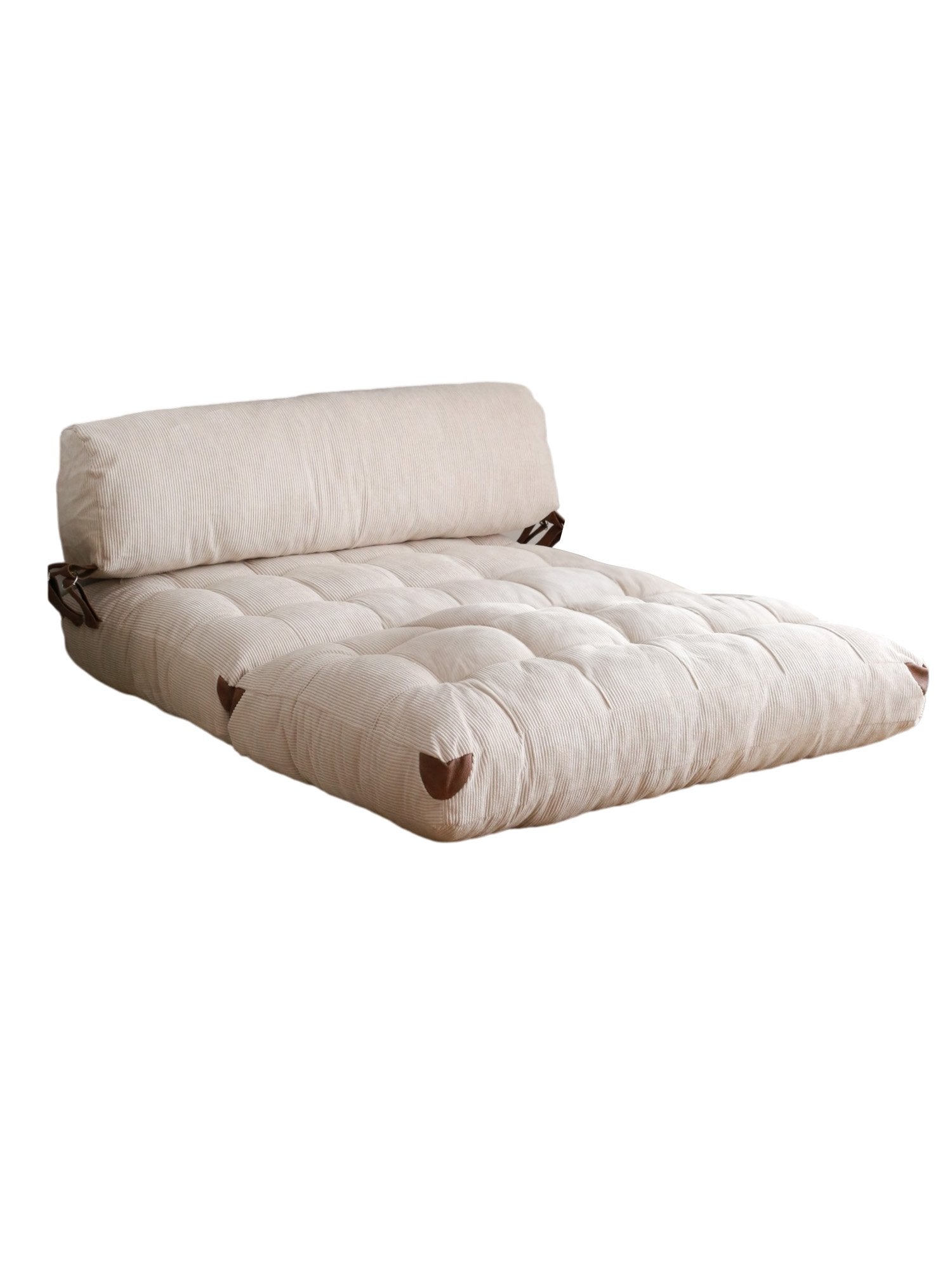 Fold Kadife 2 - White in Weiss präsentiert im Onlineshop von KAQTU Design AG. Bettsofa ist von Atelier Del Sofa
