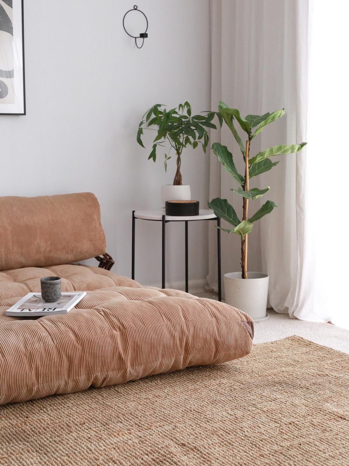 Fold Kadife 2 Bettsofa - Kamel in Kamel präsentiert im Onlineshop von KAQTU Design AG. Bettsofa ist von Atelier Del Sofa