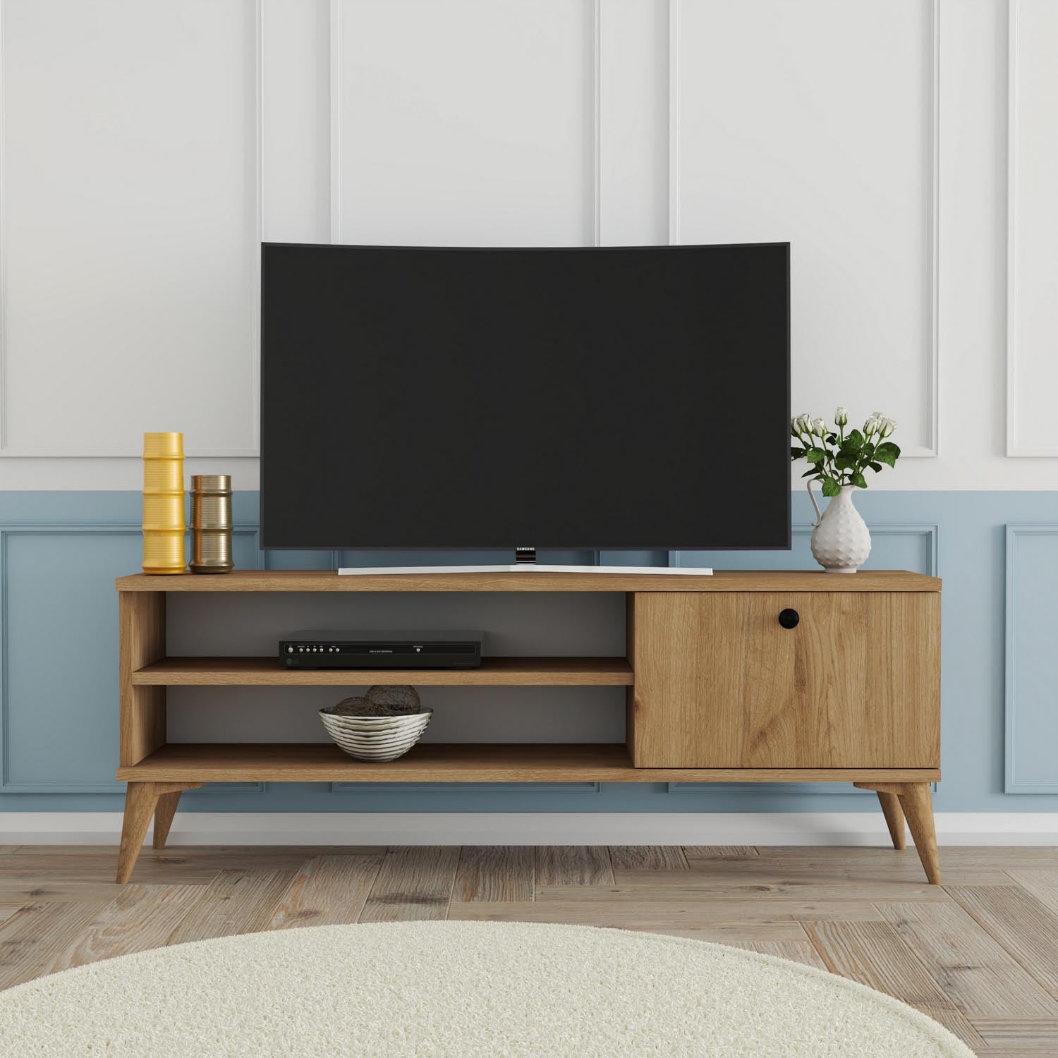 Retro 1562 in Eiche präsentiert im Onlineshop von KAQTU Design AG. Sideboard ist von Hanah Home