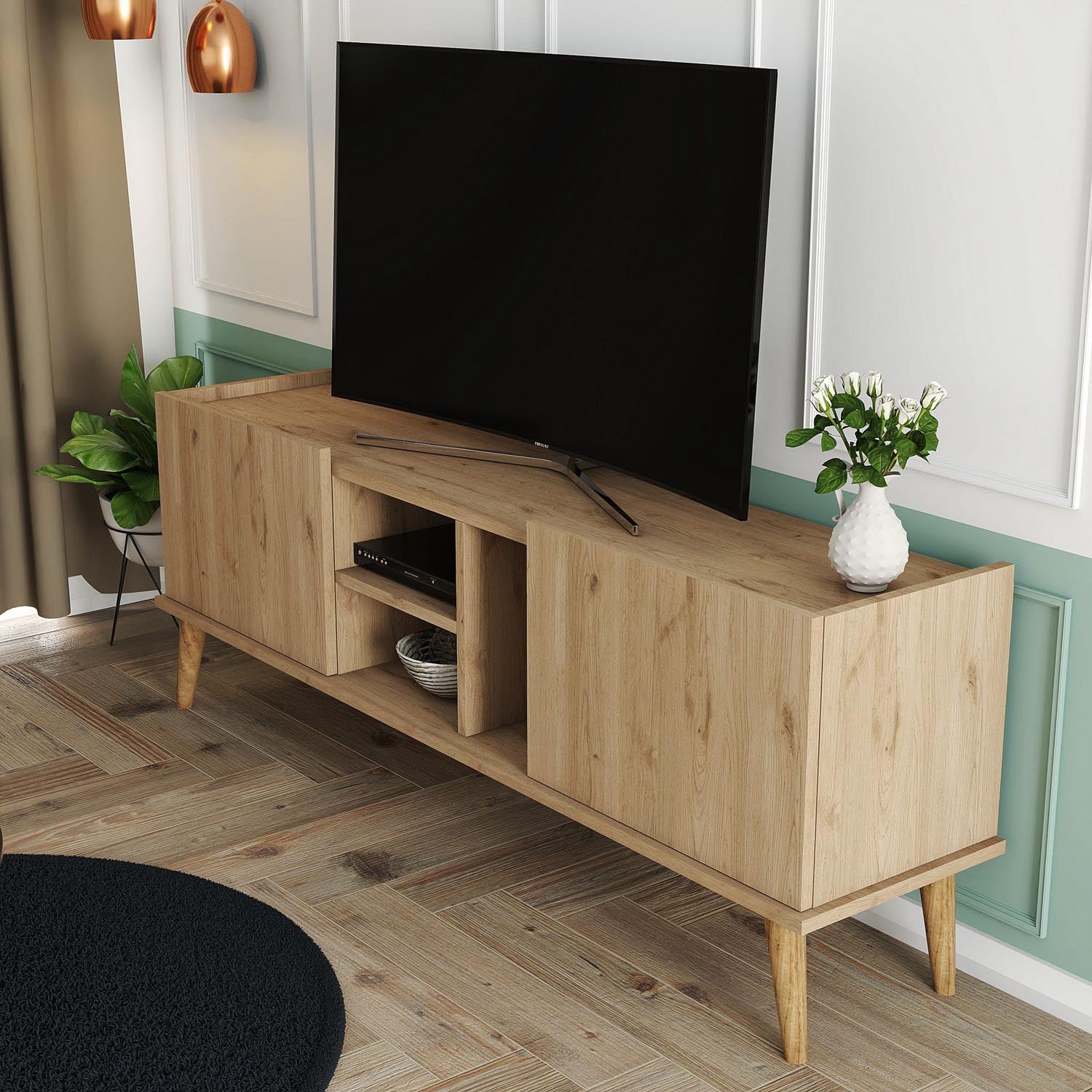 Carmen - 1532 in Eiche präsentiert im Onlineshop von KAQTU Design AG. Sideboard ist von Hanah Home