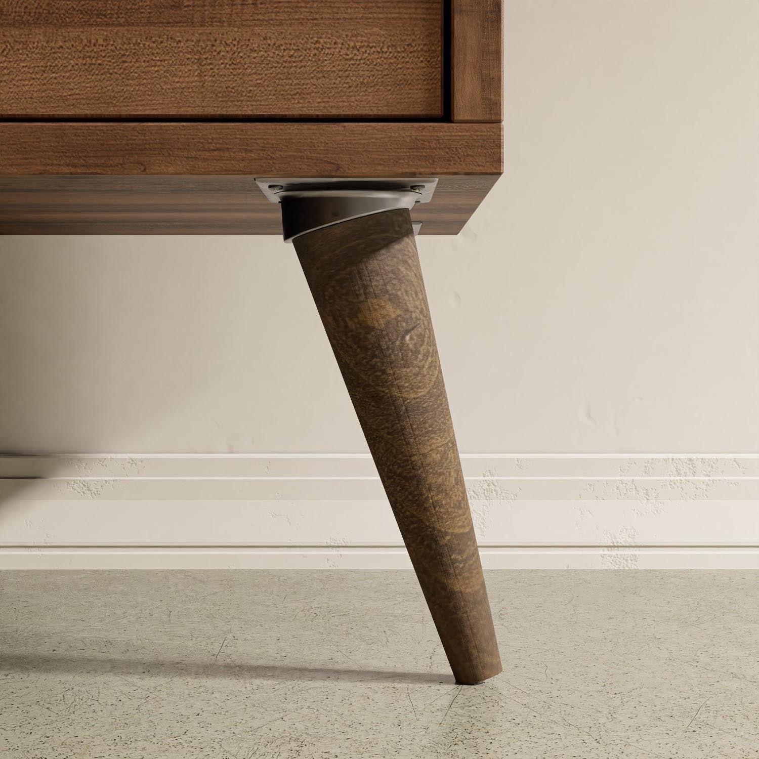 Lotus - 1340 in Walnuss präsentiert im Onlineshop von KAQTU Design AG. Sideboard ist von Hanah Home