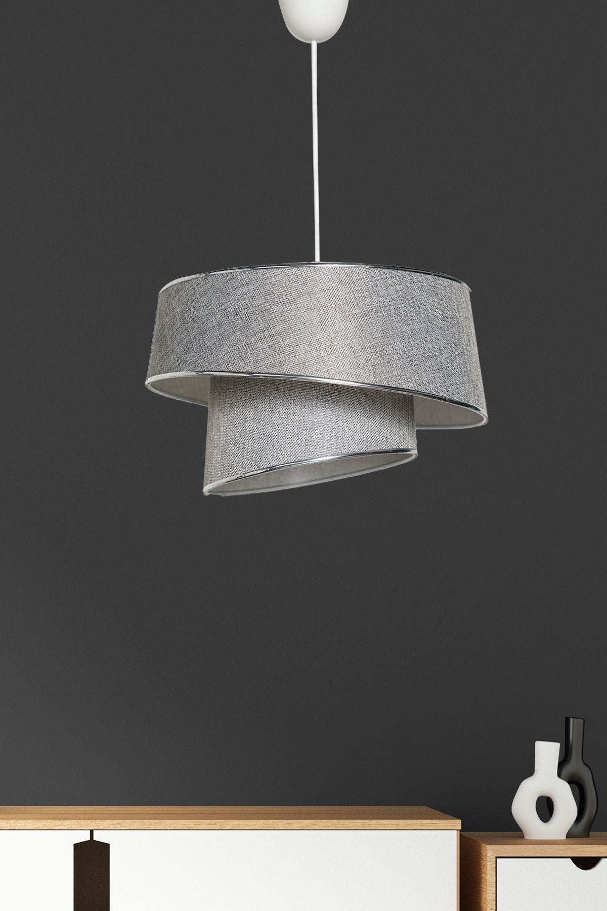 Barette - Silver, Grey in Grau Silber präsentiert im Onlineshop von KAQTU Design AG. Pendelleuchte ist von Opviq