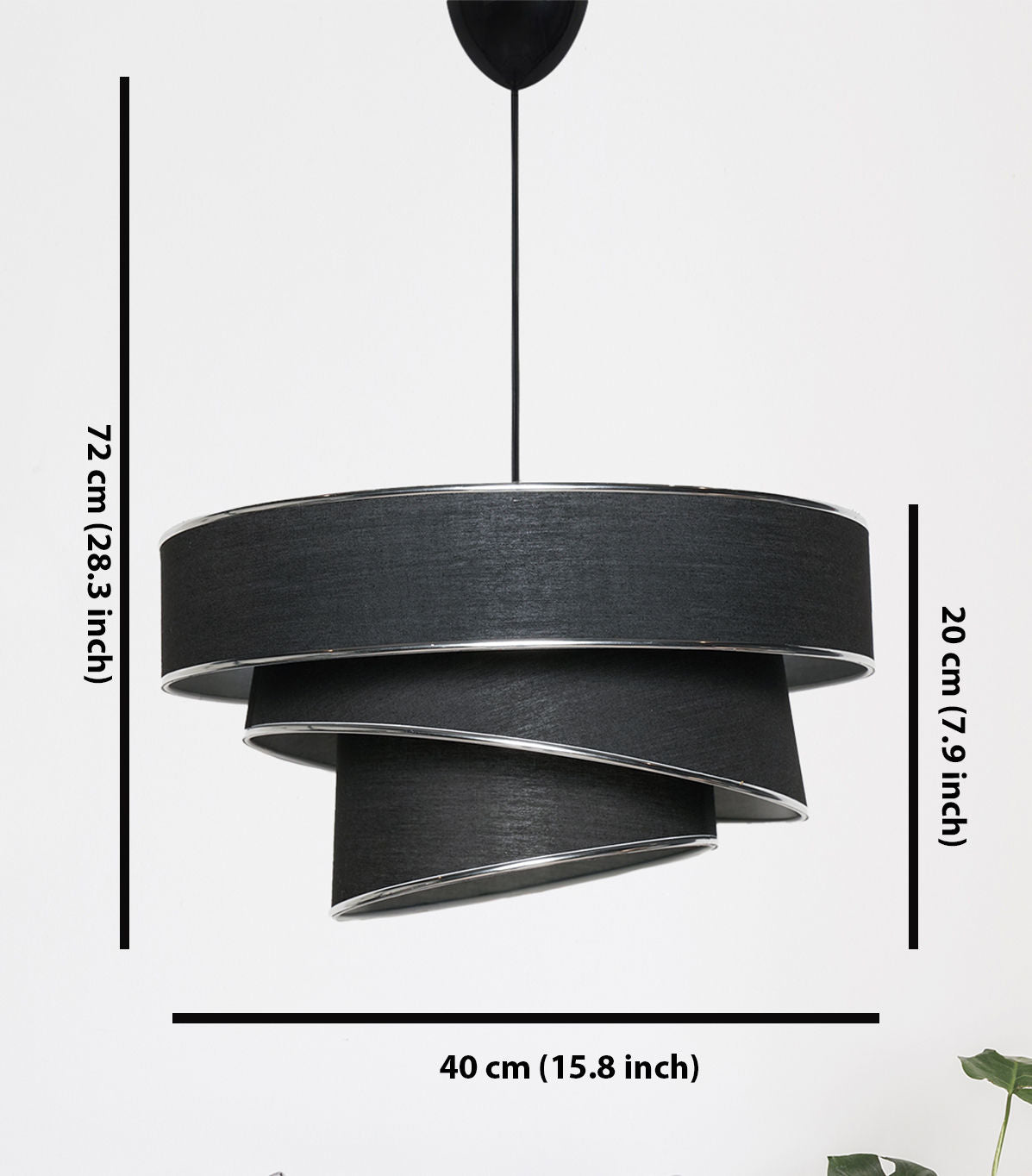 Couper - Black, Silver in Schwarz Silber präsentiert im Onlineshop von KAQTU Design AG. Pendelleuchte ist von Opviq