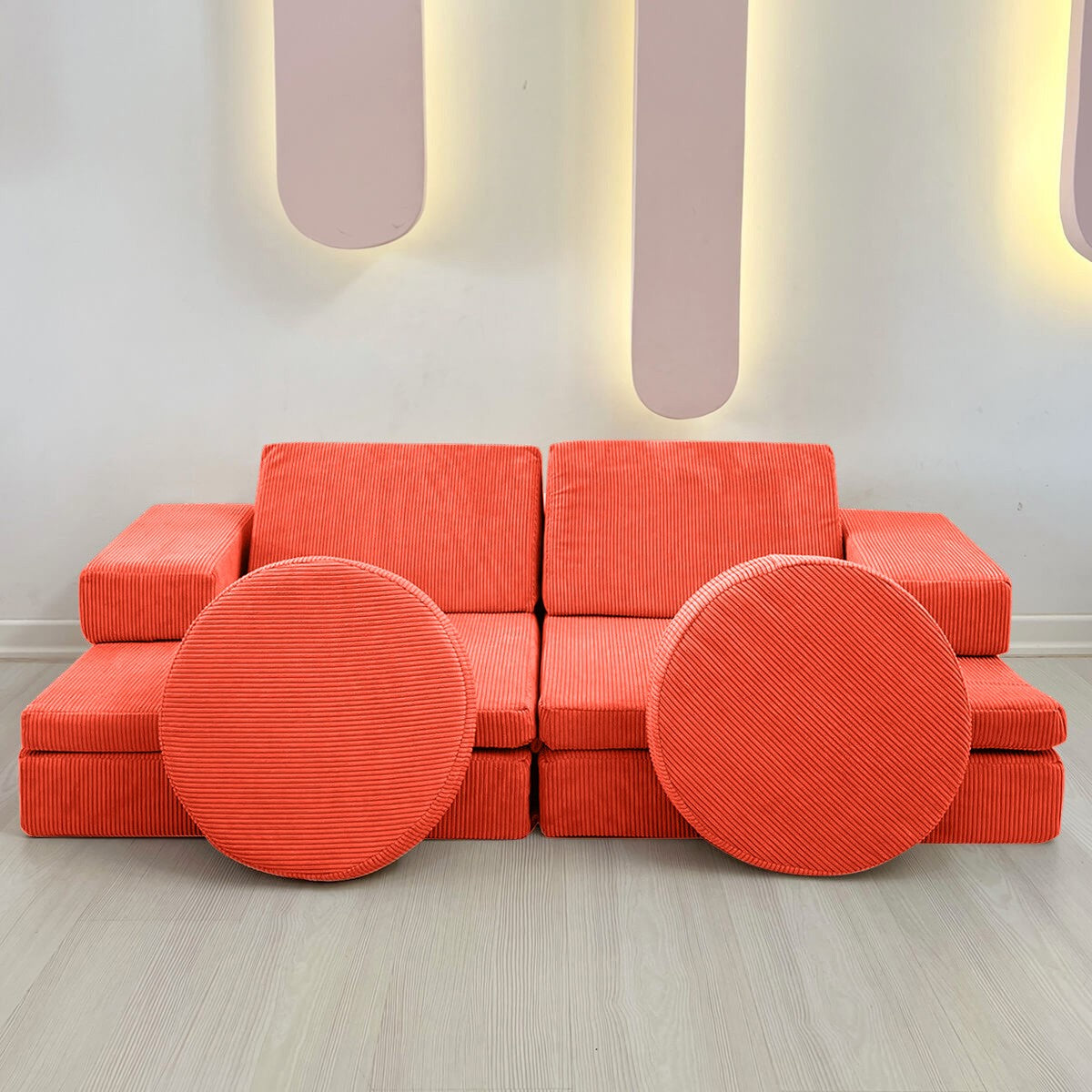 Puzzle - Orange in Orange präsentiert im Onlineshop von KAQTU Design AG. Bettsofa ist von Atelier Del Sofa
