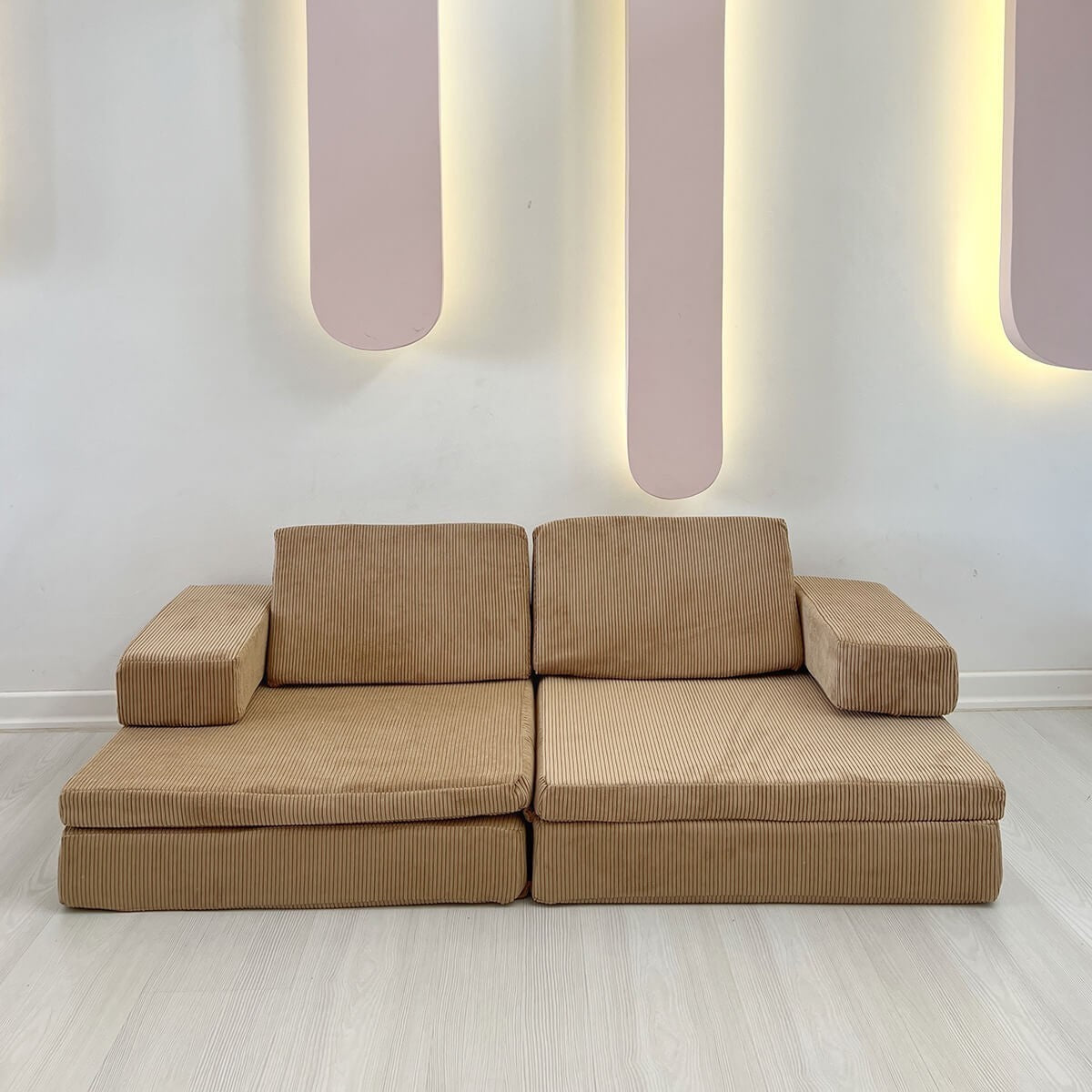 Puzzle - Camel in Kamel präsentiert im Onlineshop von KAQTU Design AG. Bettsofa ist von Atelier Del Sofa