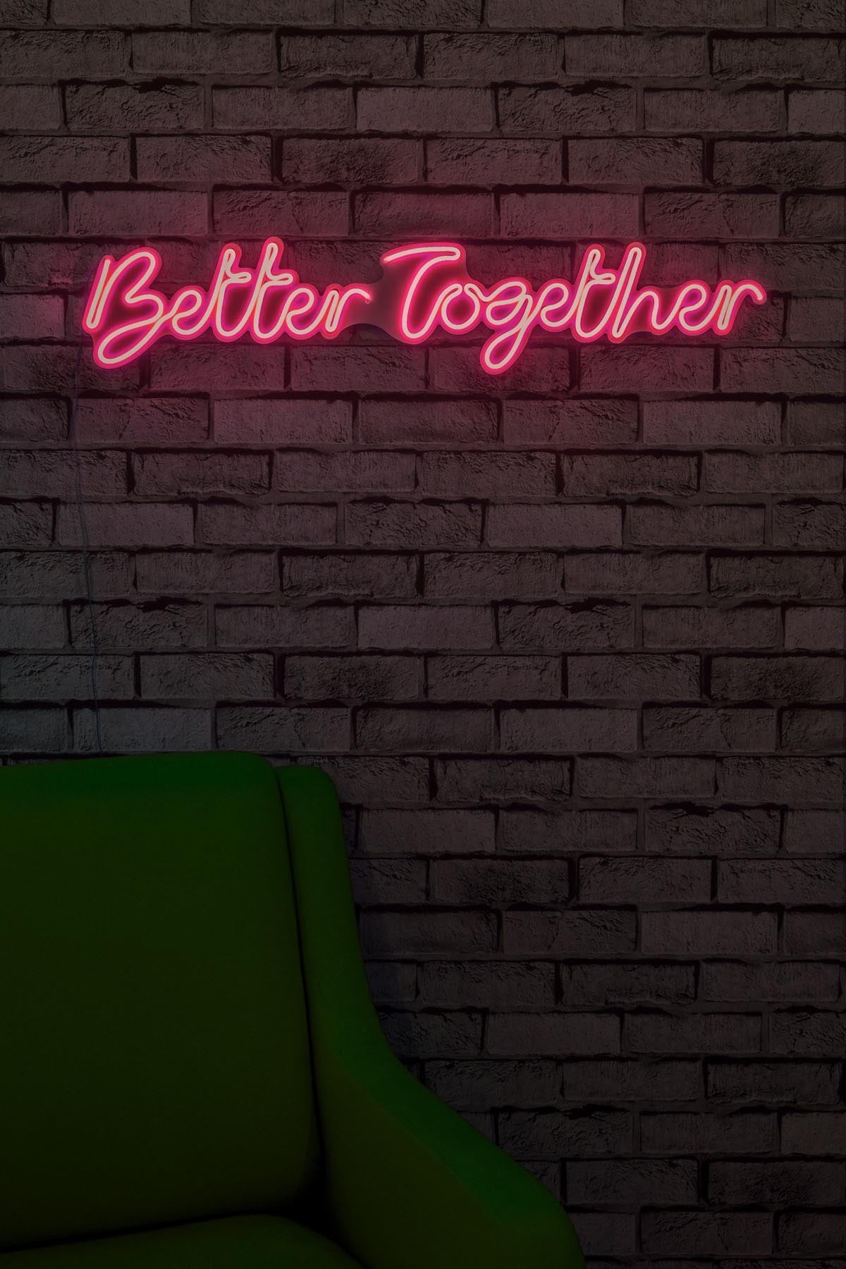 Better Together - Pink in Rosa präsentiert im Onlineshop von KAQTU Design AG. Wandleuchte ist von Wallity