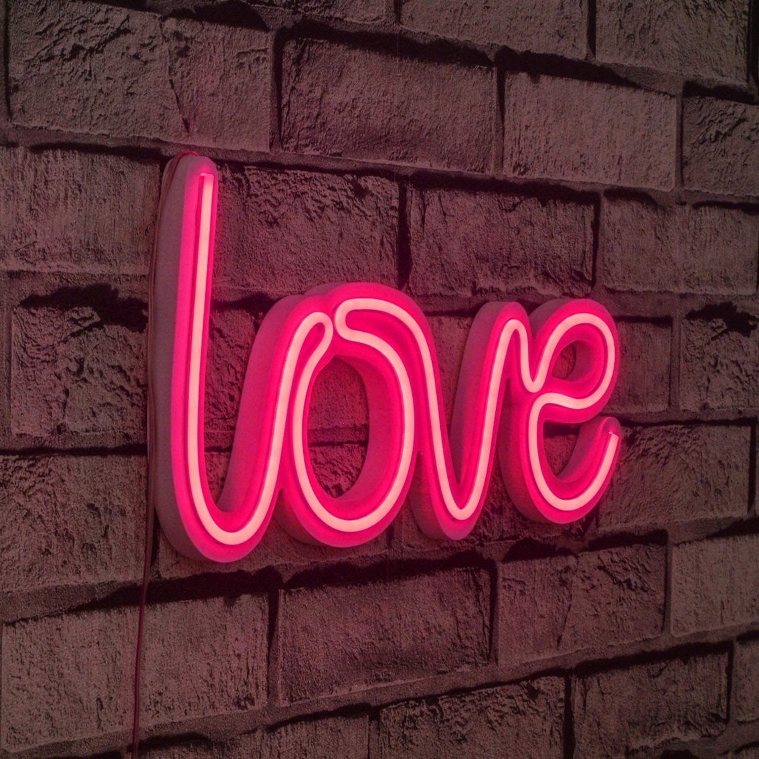 Love - Pink in Rosa präsentiert im Onlineshop von KAQTU Design AG. Wandleuchte ist von Wallity