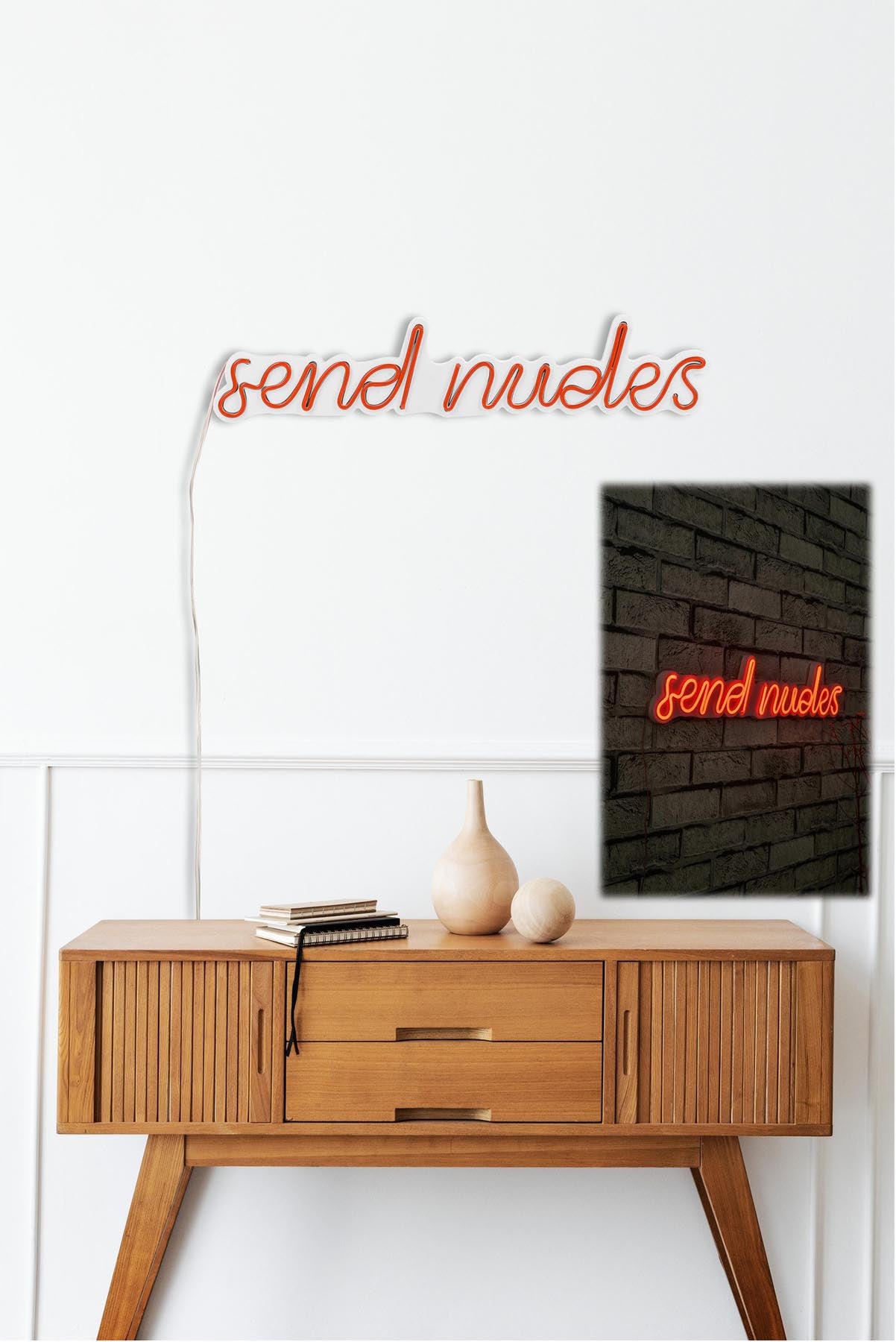Send Nudes - Red in Rot präsentiert im Onlineshop von KAQTU Design AG. Wandleuchte ist von Wallity