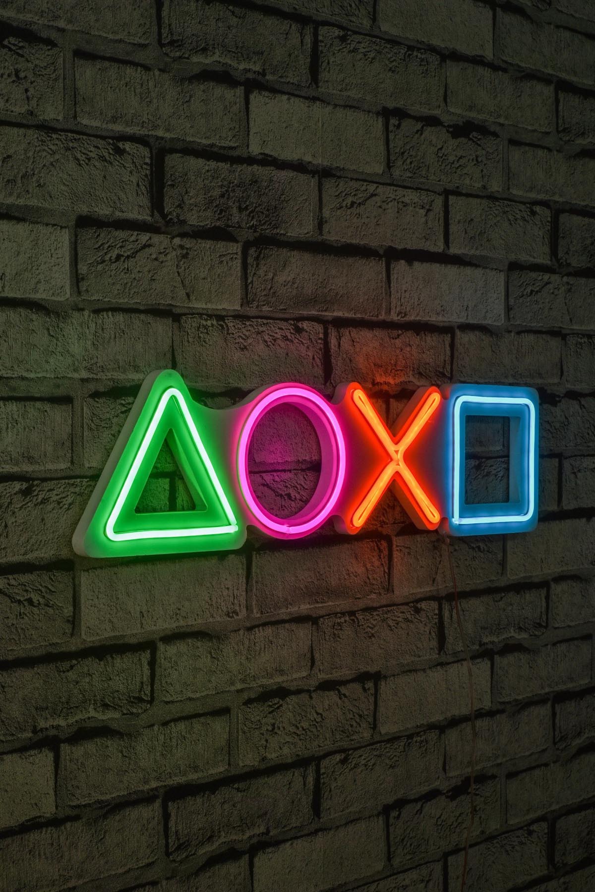Play Station - Multicolor in Mehrfarbig präsentiert im Onlineshop von KAQTU Design AG. Wandleuchte ist von Wallity