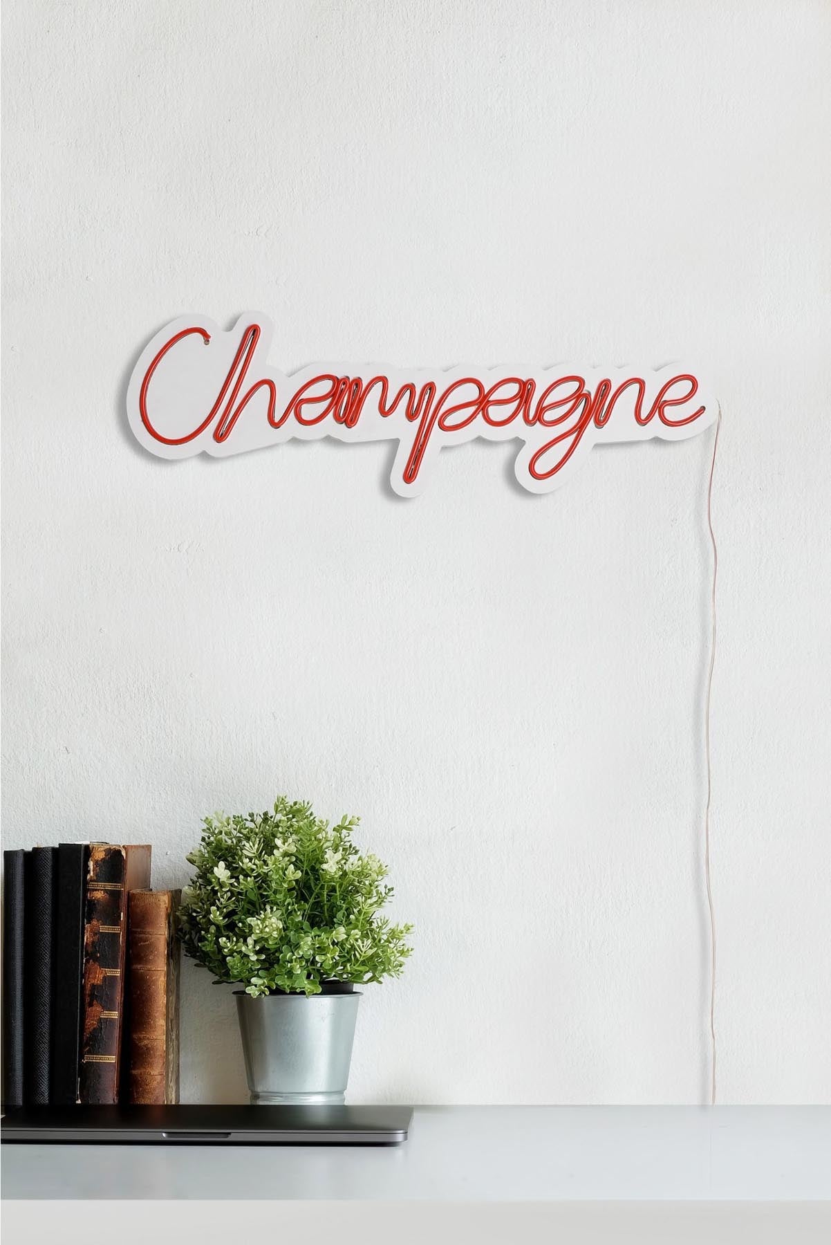 Champagne - Red in Rot präsentiert im Onlineshop von KAQTU Design AG. Wandleuchte ist von Wallity