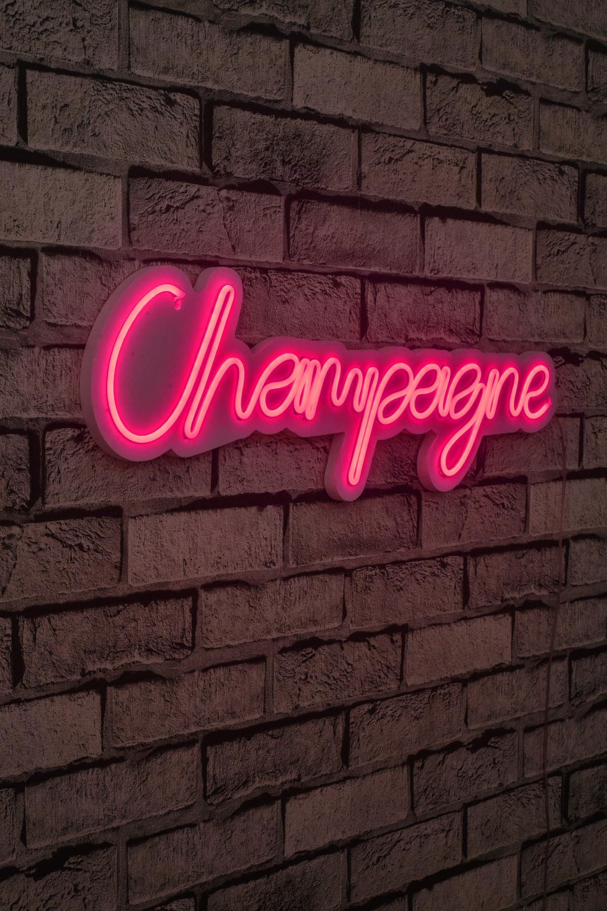 Champagne - Pink in Rosa präsentiert im Onlineshop von KAQTU Design AG. Wandleuchte ist von Wallity