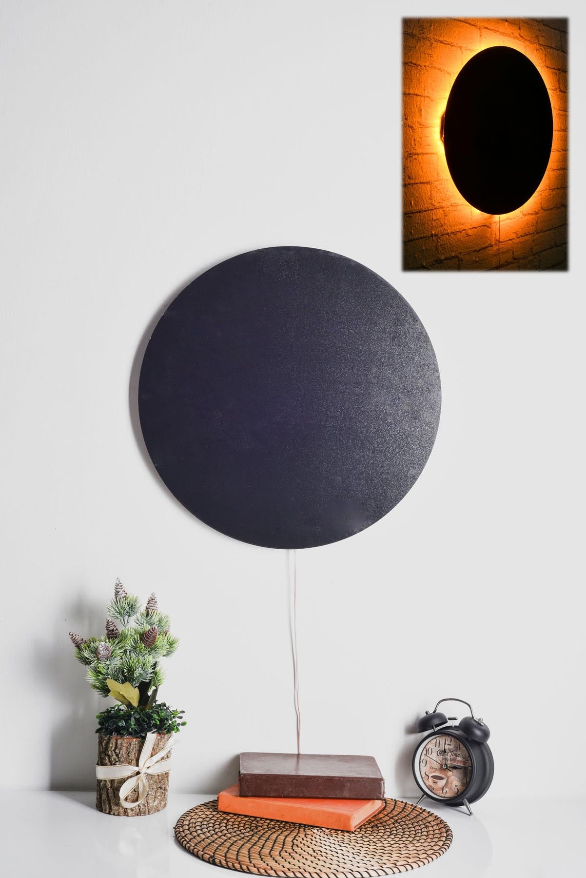 Circle - Yellow in Gelb präsentiert im Onlineshop von KAQTU Design AG. Wandleuchte ist von Wallity