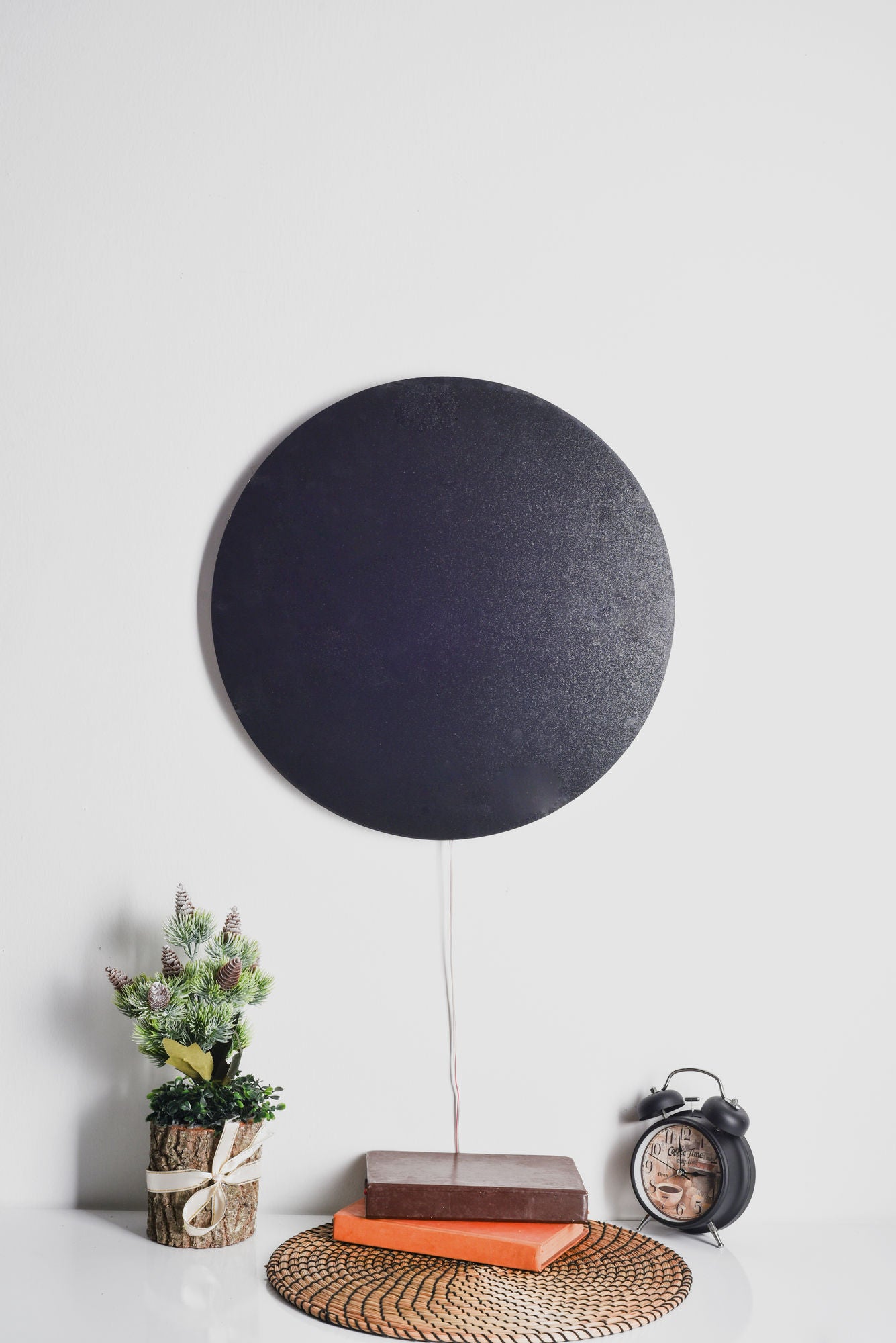 Circle - Yellow in Gelb präsentiert im Onlineshop von KAQTU Design AG. Wandleuchte ist von Wallity