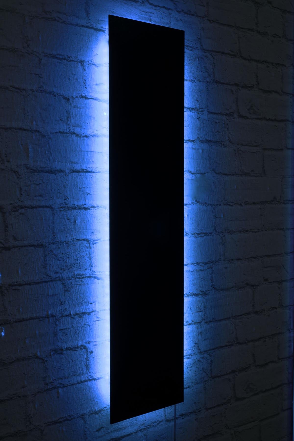 Rectangle - Blue in Blau präsentiert im Onlineshop von KAQTU Design AG. Wandleuchte ist von Wallity