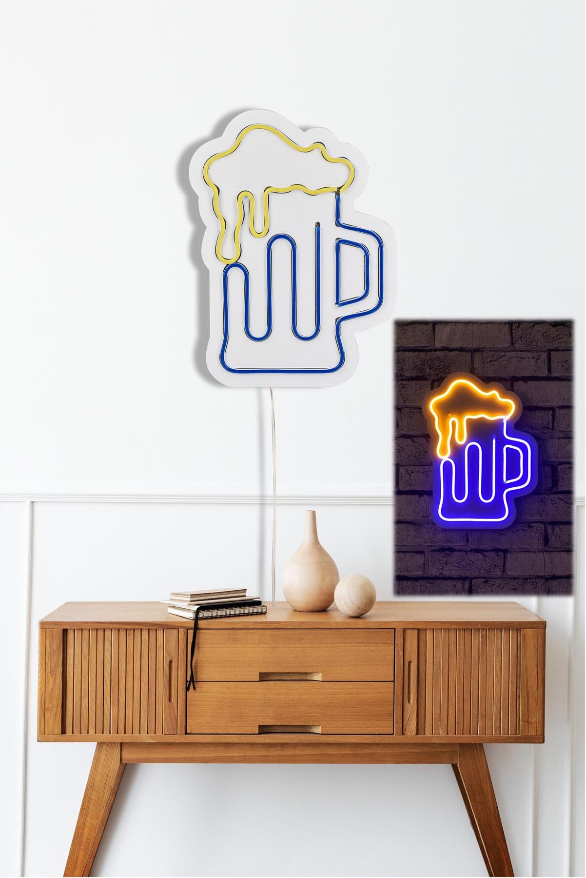 Beer Glass - Blue Yellow in Blau
 Gelb präsentiert im Onlineshop von KAQTU Design AG. Wandleuchte ist von Wallity