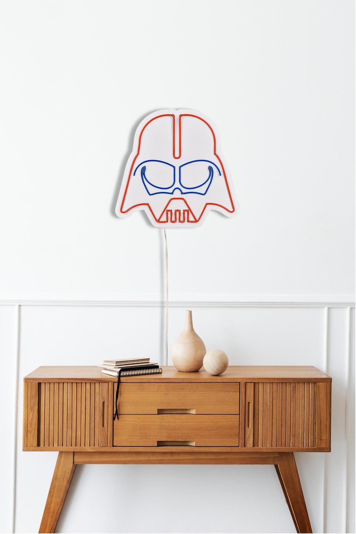 Darth Vader - Red Blue in Rot
 Blau präsentiert im Onlineshop von KAQTU Design AG. Wandleuchte ist von Wallity