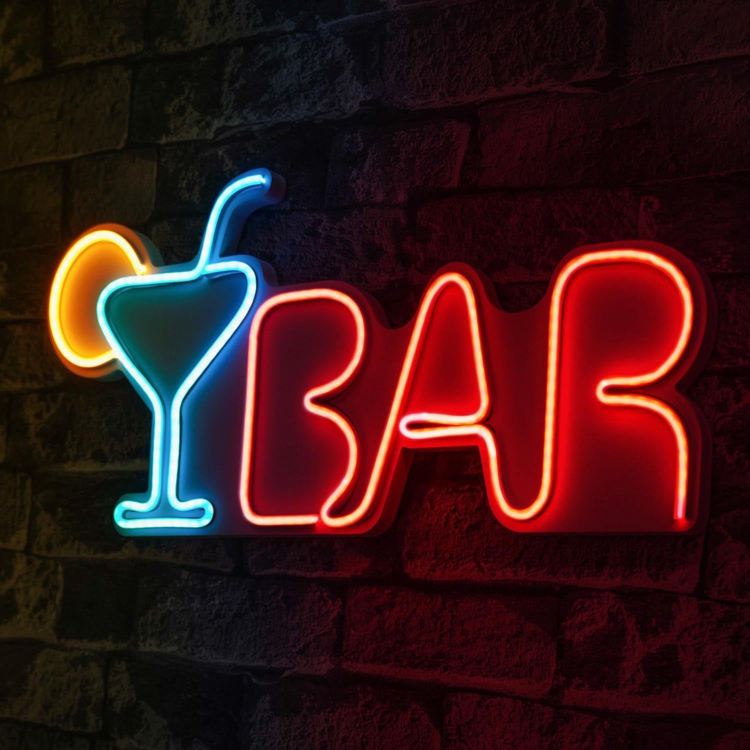 Bar - Multicolor in Mehrfarbig präsentiert im Onlineshop von KAQTU Design AG. Wandleuchte ist von Wallity