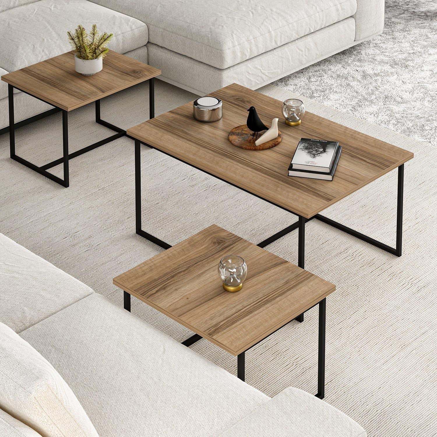 Levada - Walnut in Walnuss präsentiert im Onlineshop von KAQTU Design AG. Beistelltisch ist von Hanah Home