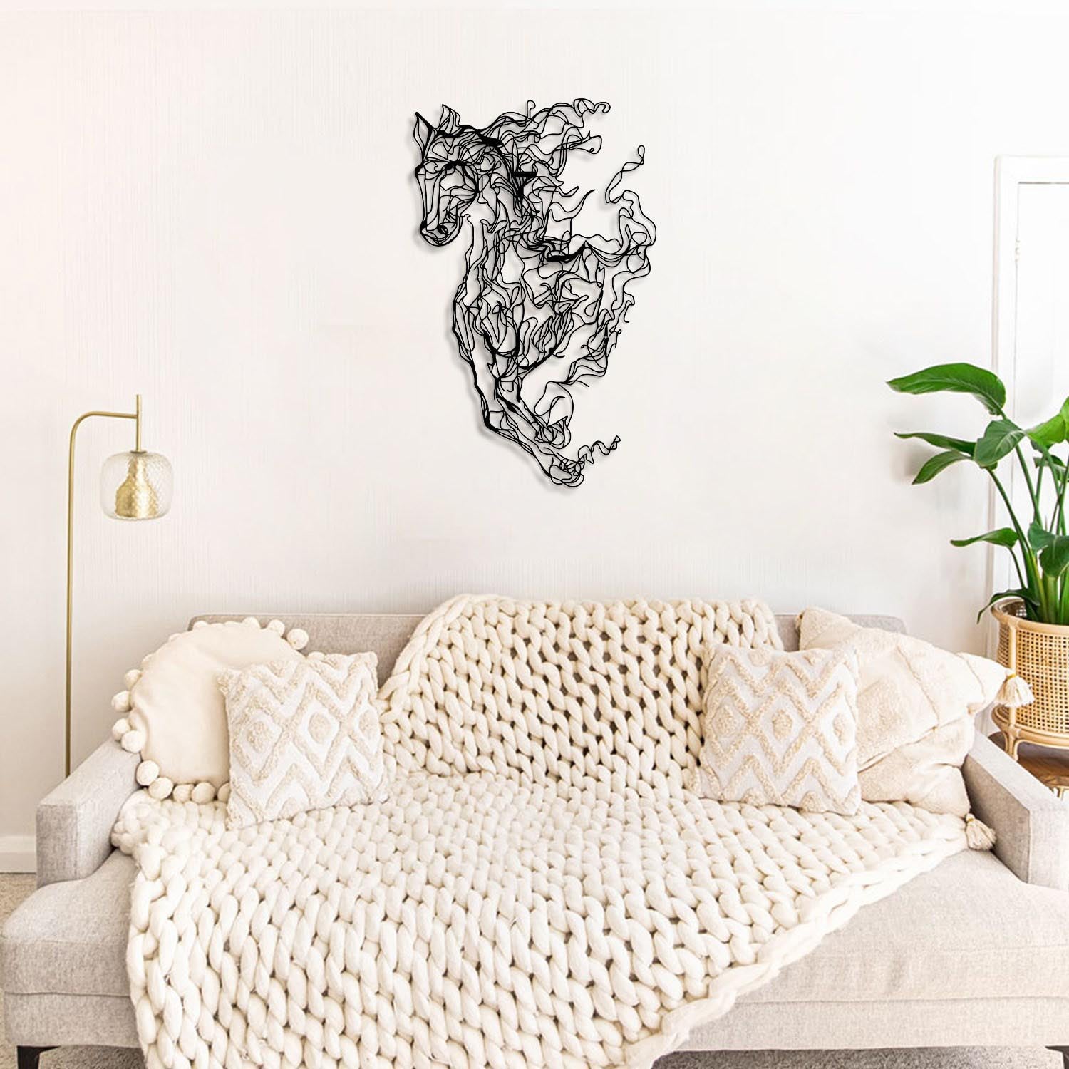 Metal Horse Line Art - APT724 in Schwarz präsentiert im Onlineshop von KAQTU Design AG. Wanddeko ist von Wallity