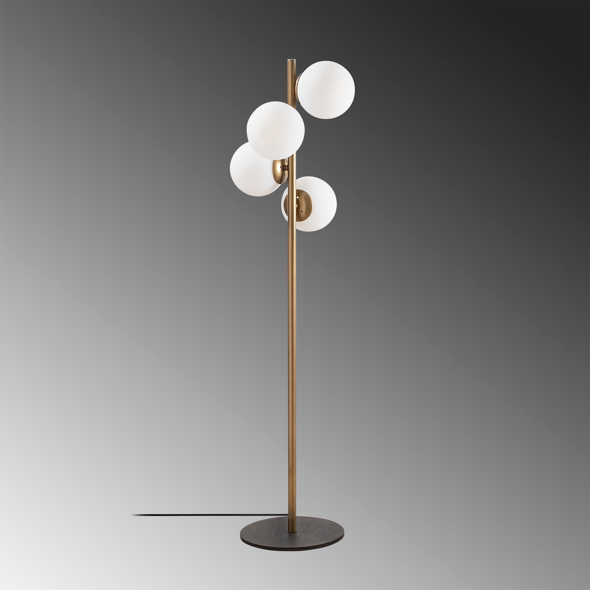 Faze - NT - 115 in Gold präsentiert im Onlineshop von KAQTU Design AG. Stehleuchte ist von Opviq