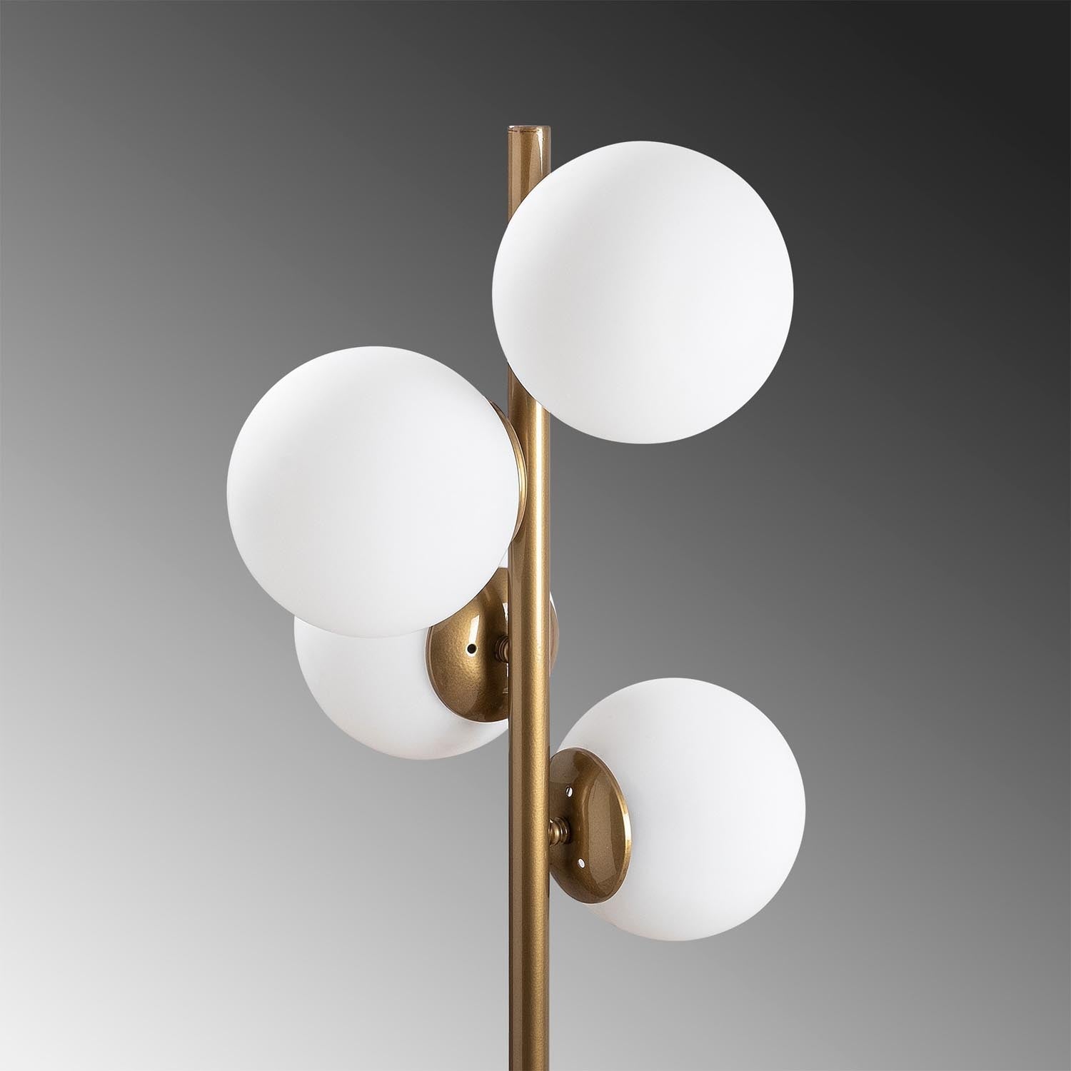 Faze - NT - 115 in Gold präsentiert im Onlineshop von KAQTU Design AG. Stehleuchte ist von Opviq