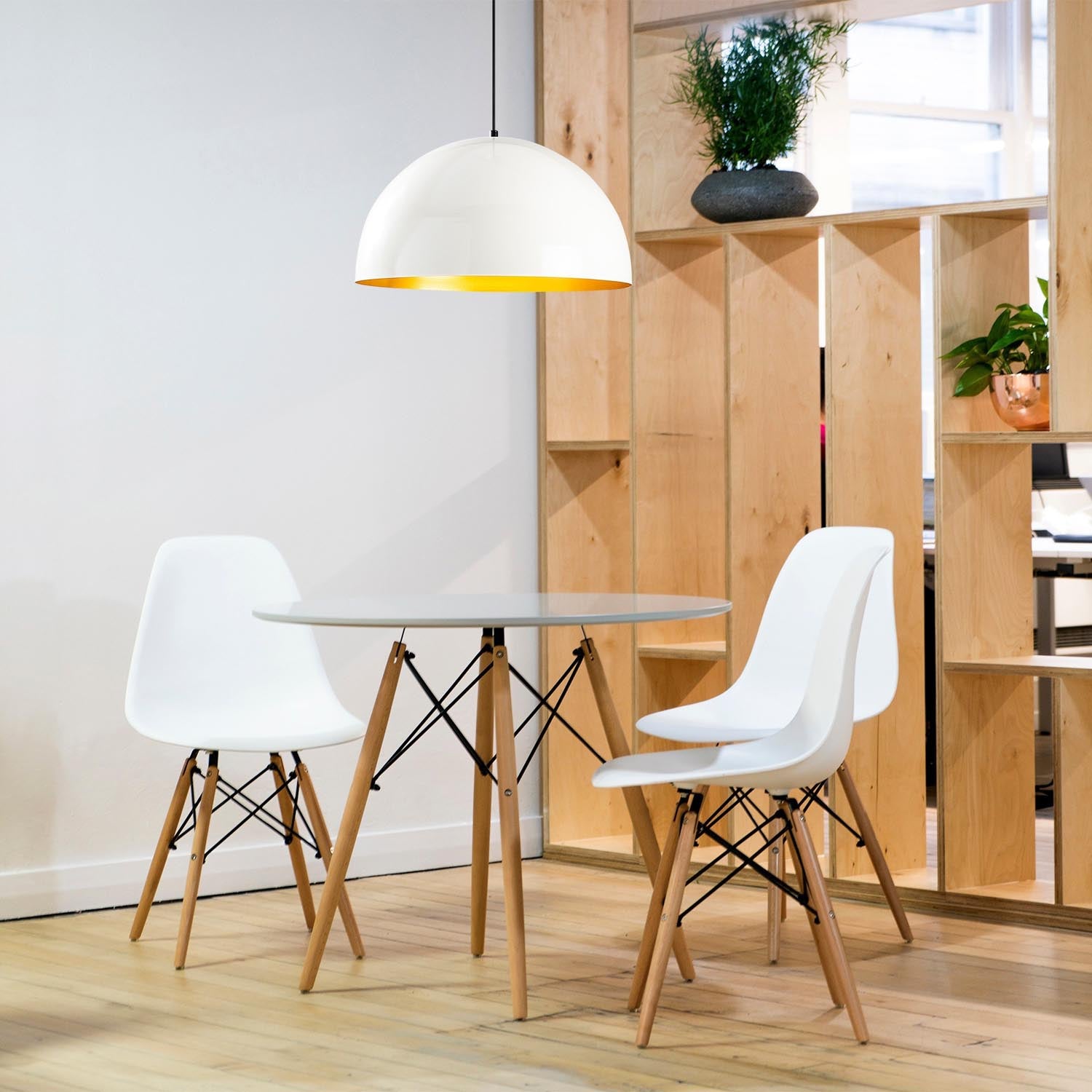 Berceste - 234-S in Weiss präsentiert im Onlineshop von KAQTU Design AG. Pendelleuchte ist von Opviq