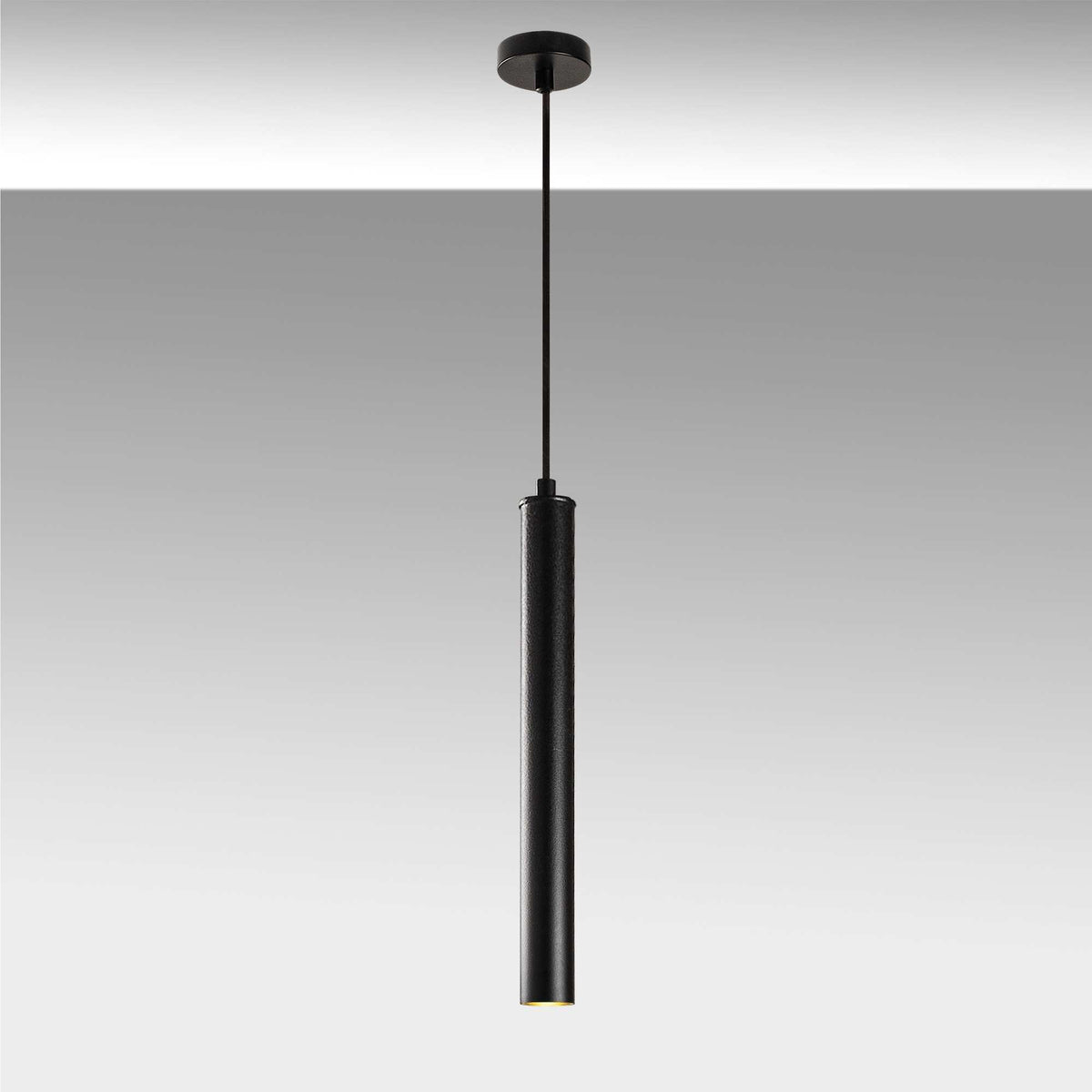 Best Pendellampe - Schwarz in Schwarz präsentiert im Onlineshop von KAQTU Design AG. Pendelleuchte ist von Opviq