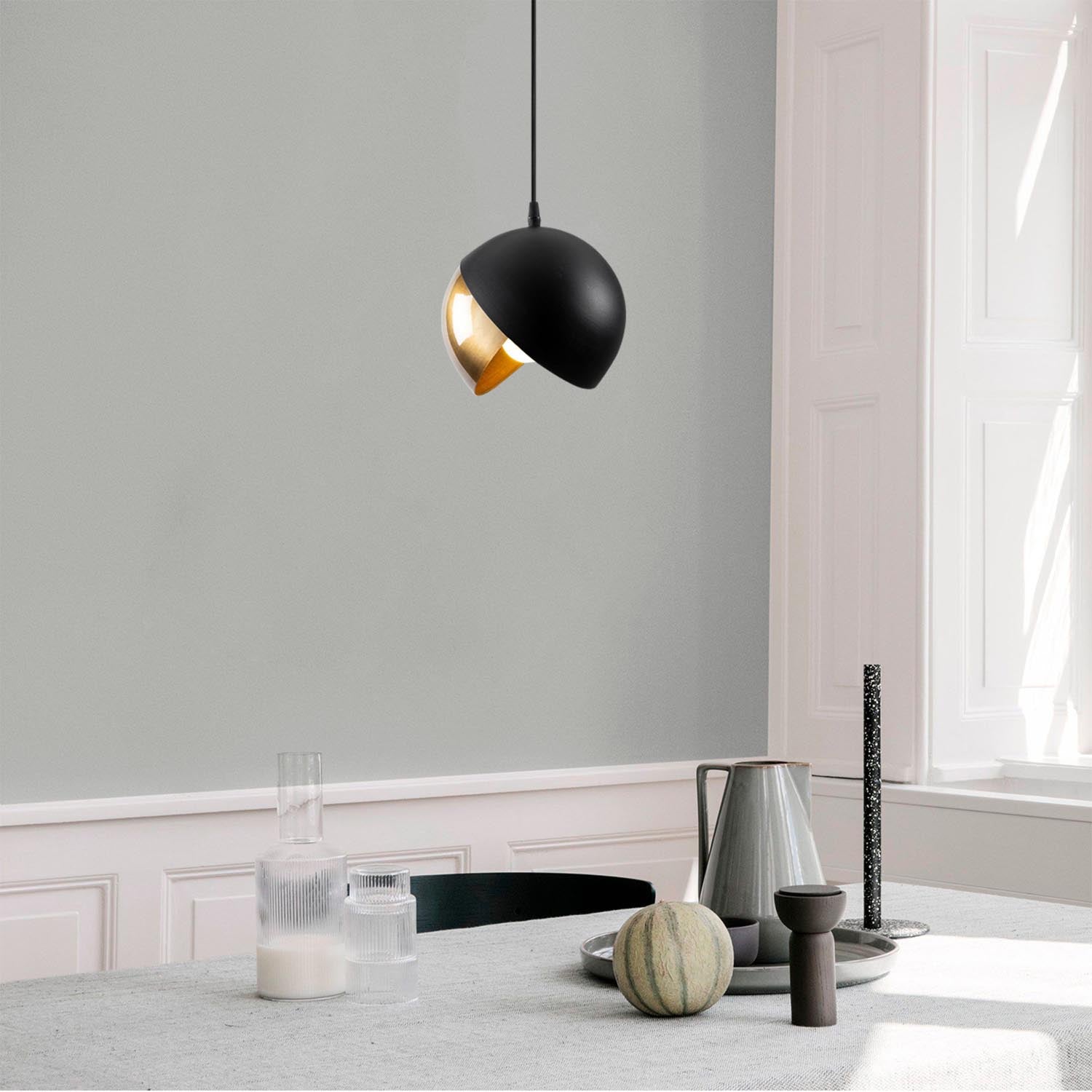 Berceste - 252-S in Schwarz Gold präsentiert im Onlineshop von KAQTU Design AG. Pendelleuchte ist von Opviq
