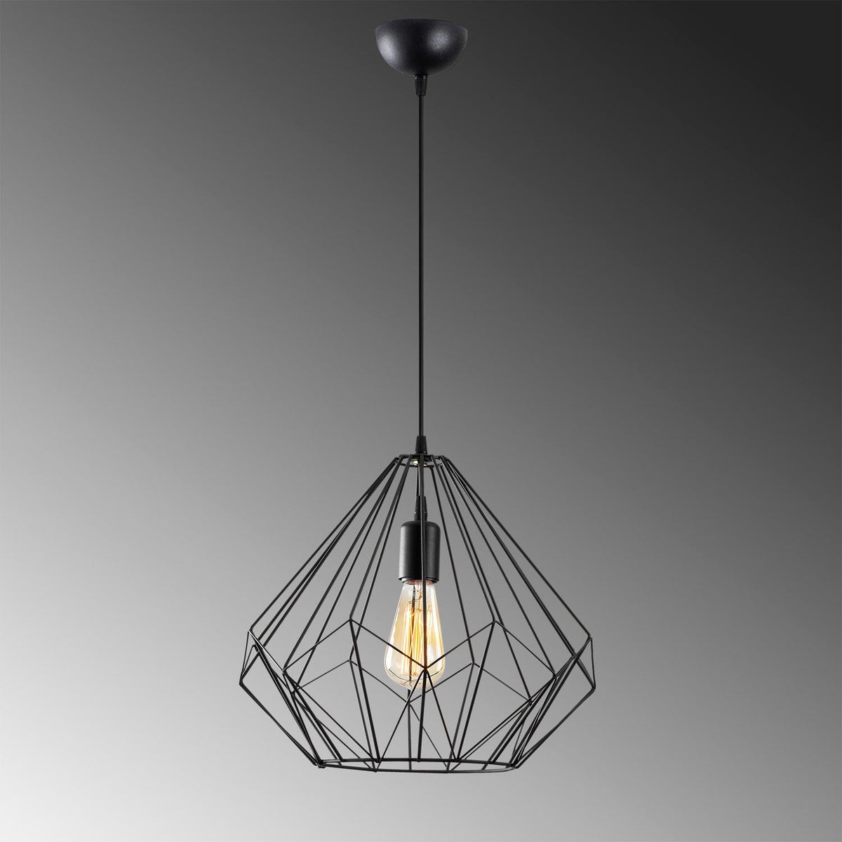 Diamond Pendellampe - Schwarz in Schwarz präsentiert im Onlineshop von KAQTU Design AG. Pendelleuchte ist von Opviq