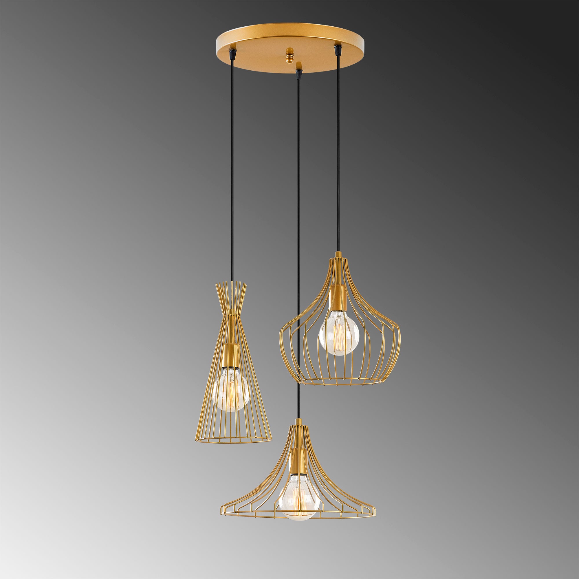 Mezopotamya - N-1299 in Gold präsentiert im Onlineshop von KAQTU Design AG. Pendelleuchte ist von Opviq