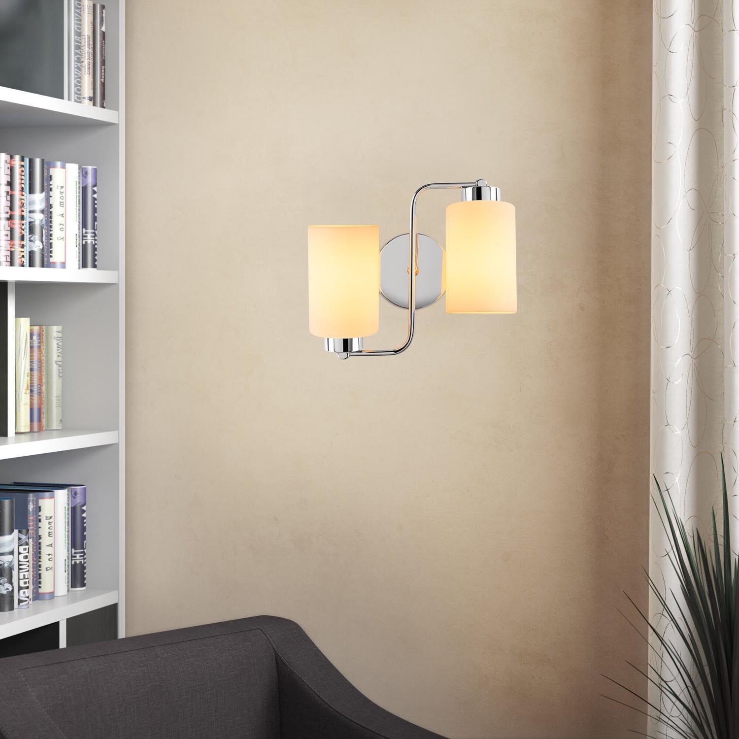 Balcova - N-346 in Silber präsentiert im Onlineshop von KAQTU Design AG. Wandleuchte ist von Opviq