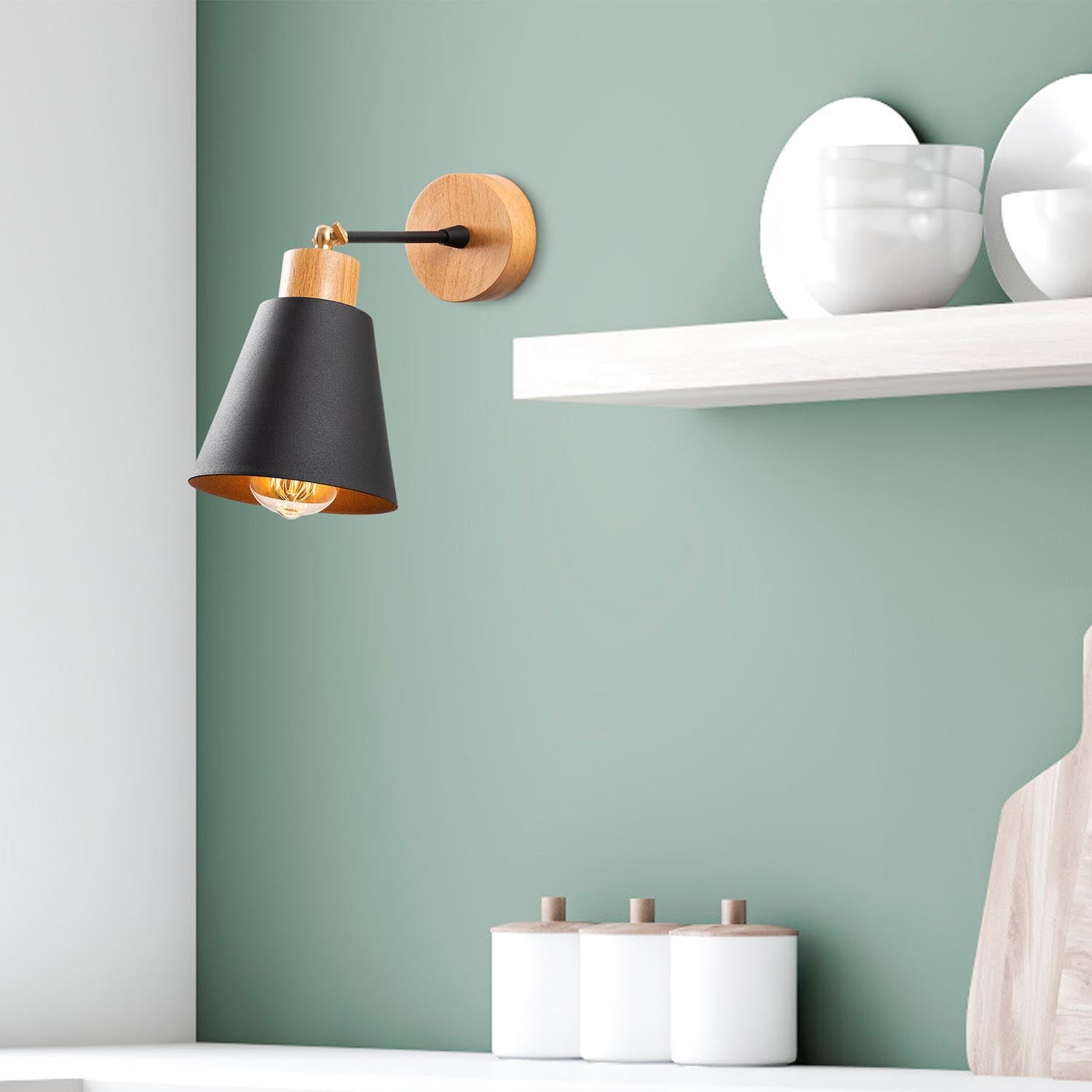 Manavgat - N-610 in Schwarze Eiche präsentiert im Onlineshop von KAQTU Design AG. Wandleuchte ist von Opviq