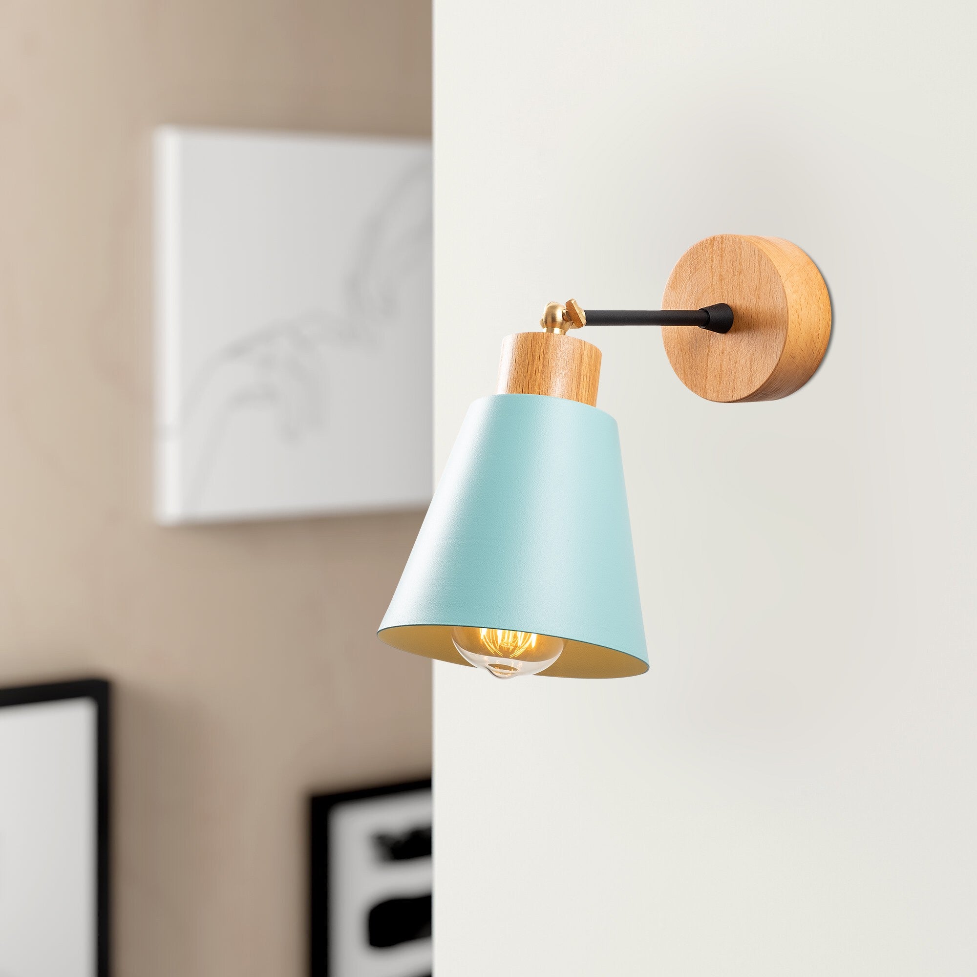 Manavgat - N-617 in Türkis präsentiert im Onlineshop von KAQTU Design AG. Wandleuchte ist von Opviq