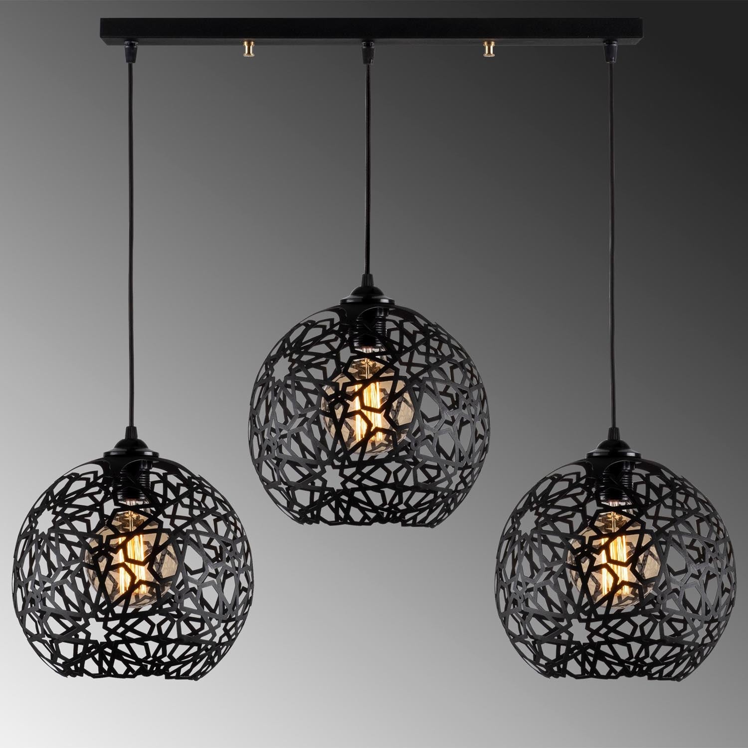 Fellini - MR - 786 in Schwarz präsentiert im Onlineshop von KAQTU Design AG. Pendelleuchte ist von Opviq