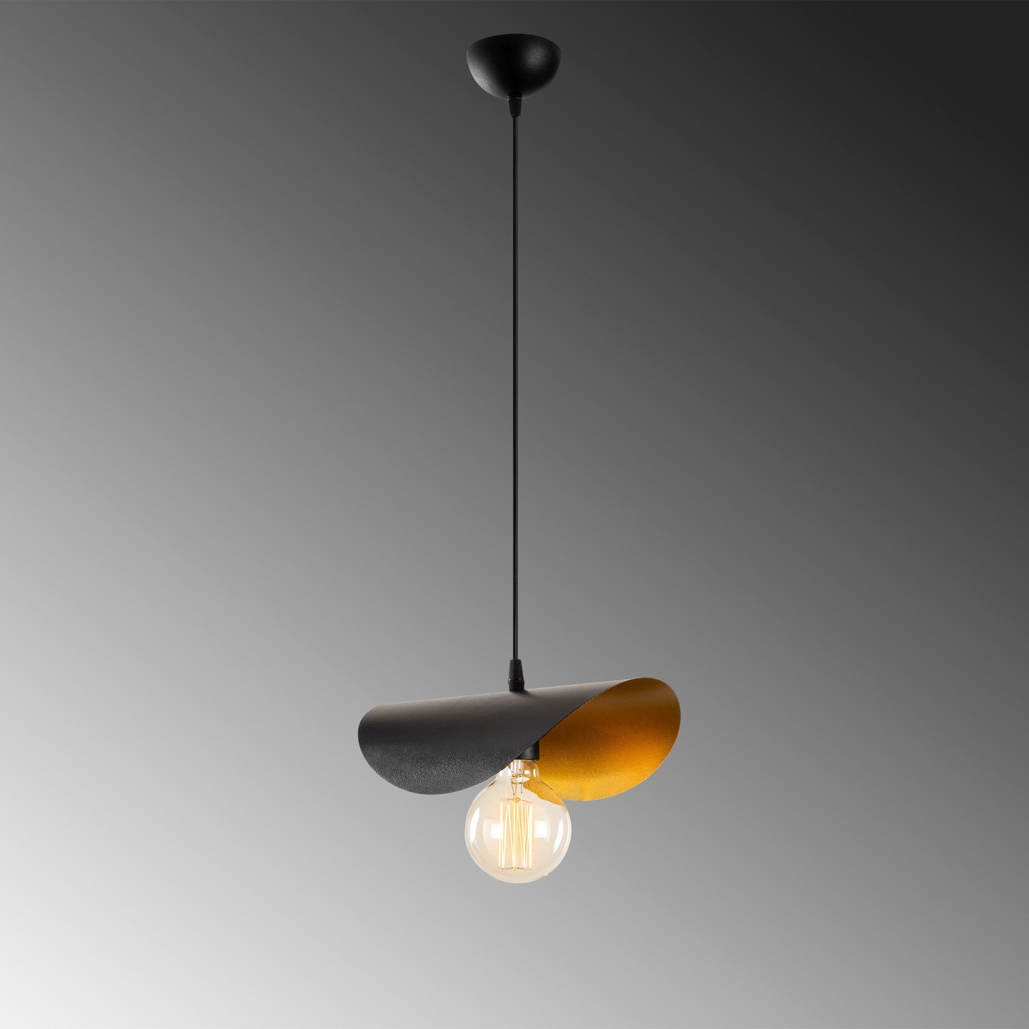 Sivani - MR - 830 in Schwarz Gold präsentiert im Onlineshop von KAQTU Design AG. Pendelleuchte ist von Opviq