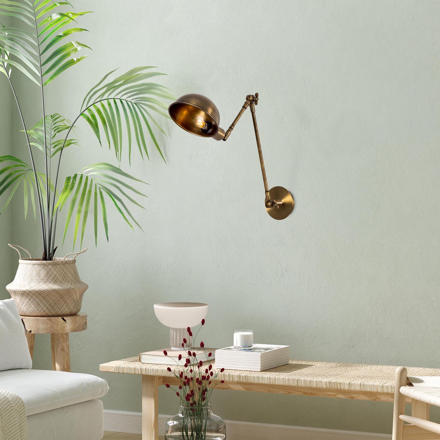 Sivani - MR-657 in Vintage präsentiert im Onlineshop von KAQTU Design AG. Wandleuchte ist von Opviq