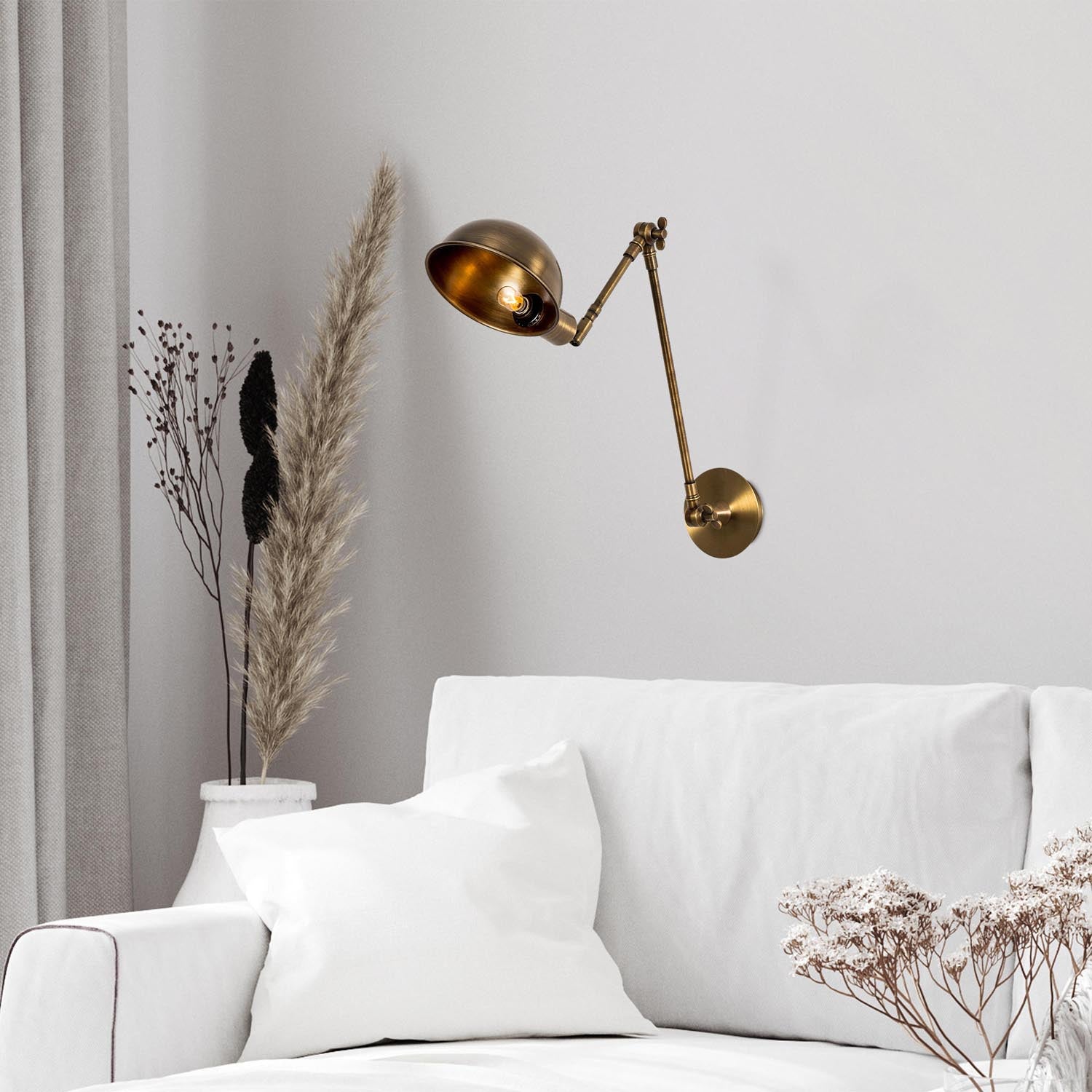 Sivani - MR-657 in Vintage präsentiert im Onlineshop von KAQTU Design AG. Wandleuchte ist von Opviq