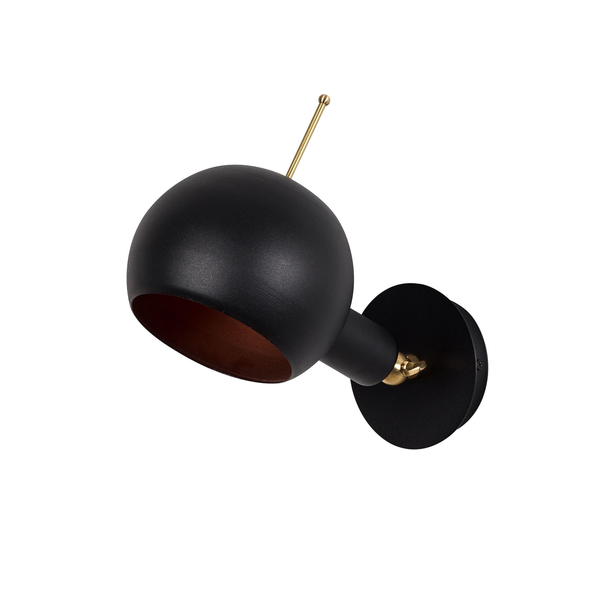 Sivani - MR-660 in Schwarz
 Kupfer präsentiert im Onlineshop von KAQTU Design AG. Wandleuchte ist von Opviq