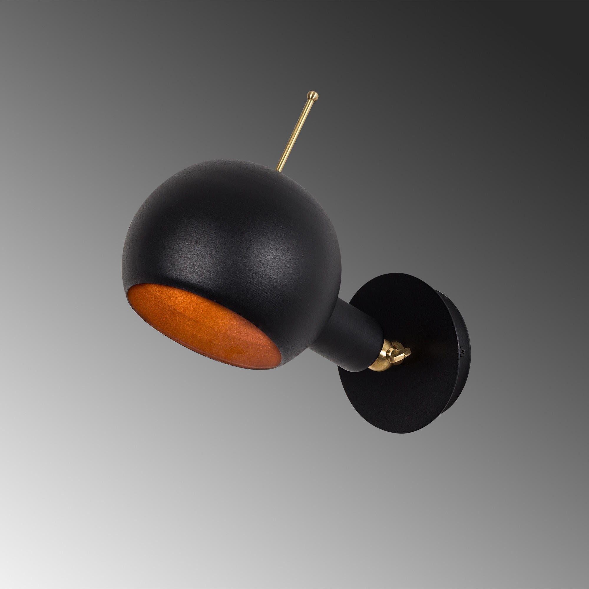 Sivani - MR-660 in Schwarz
 Kupfer präsentiert im Onlineshop von KAQTU Design AG. Wandleuchte ist von Opviq