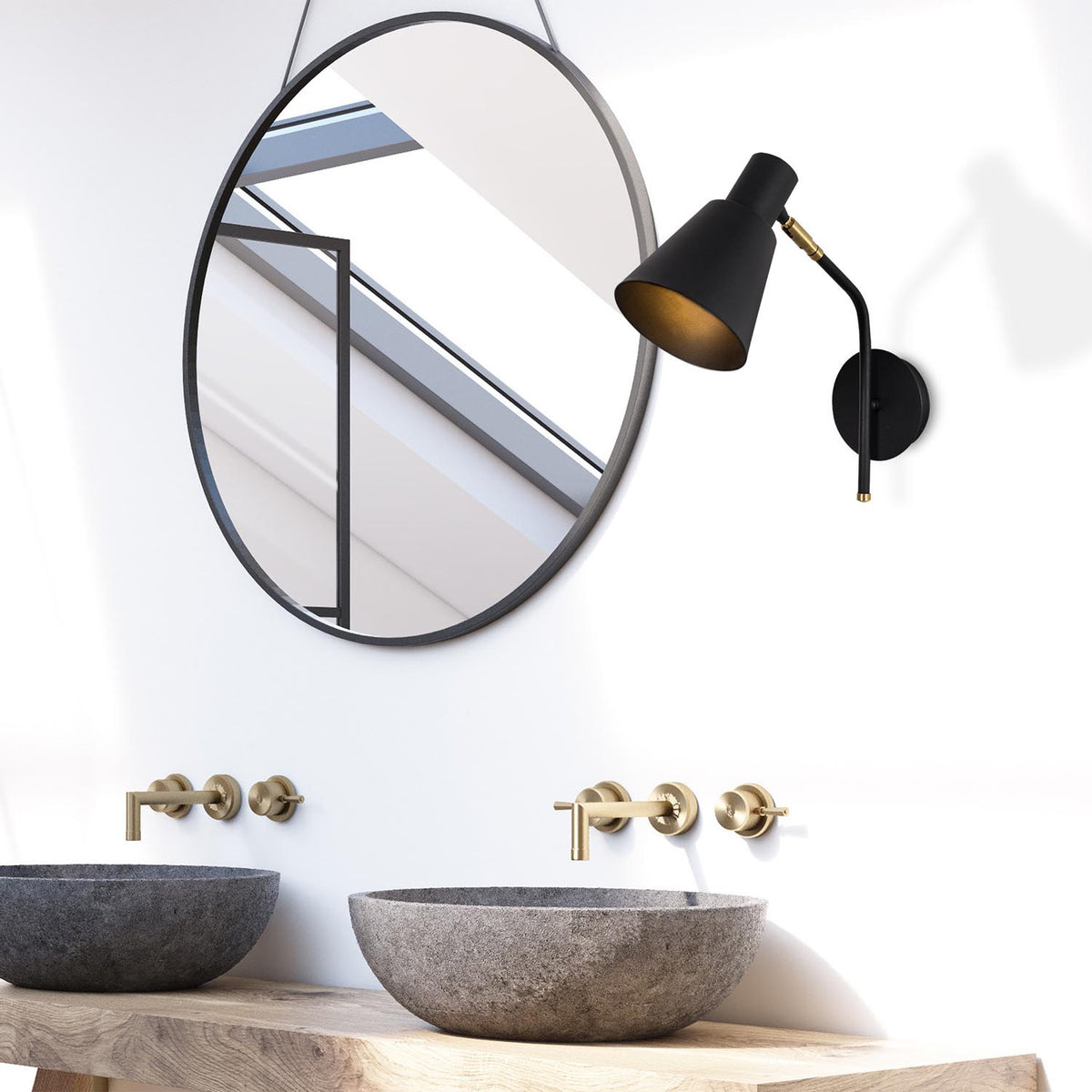 Sivani Wandleuchte - Schwarz Gold in Schwarz Gold präsentiert im Onlineshop von KAQTU Design AG. Wandleuchte ist von Opviq