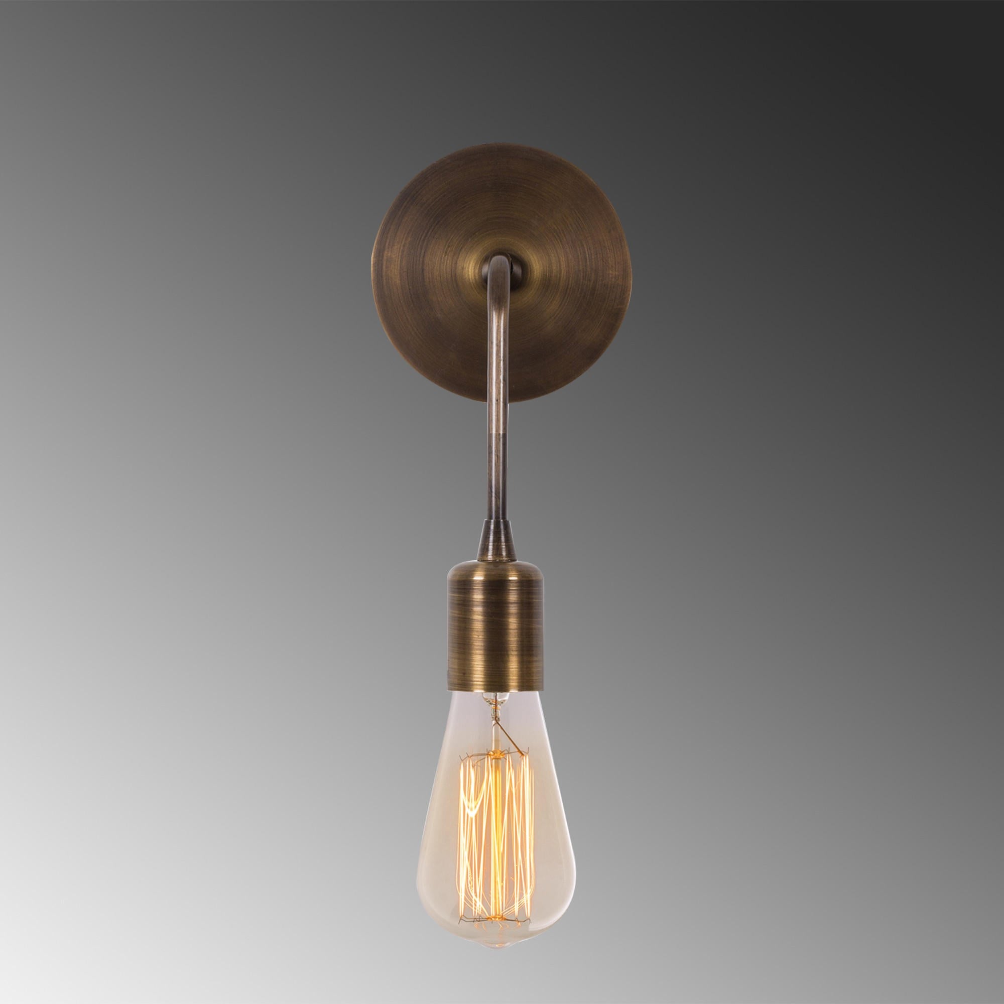 Dartini - MR - 888 in Vintage präsentiert im Onlineshop von KAQTU Design AG. Wandleuchte ist von Opviq